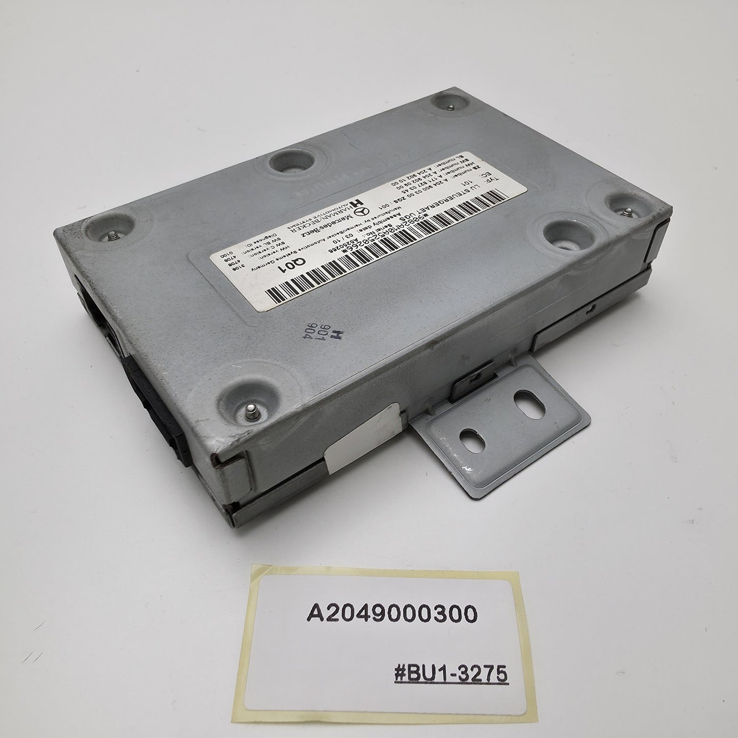 2007-2013 Mercedes-Benz S550 Multimedia Interface Control Module A2049000300