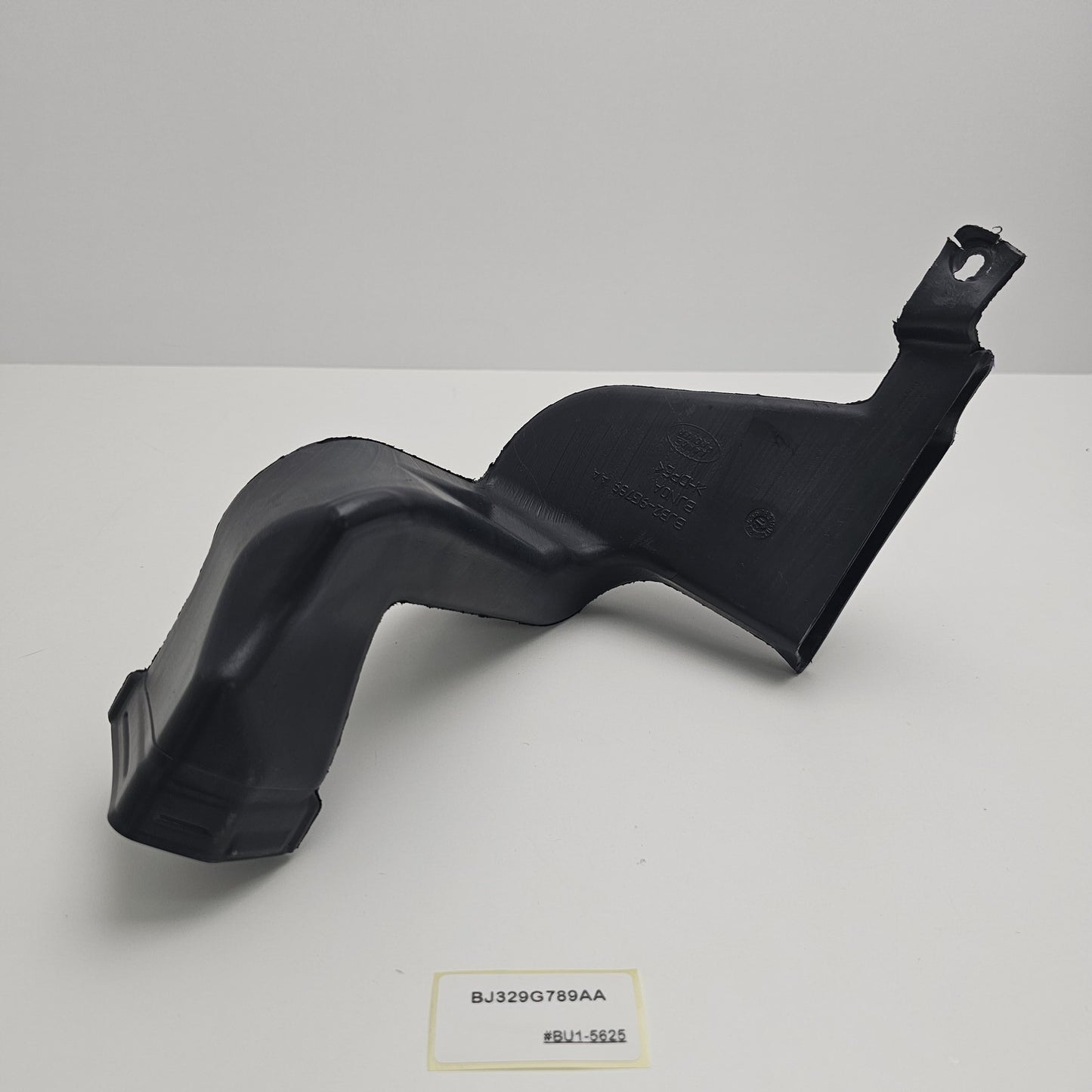 2011-2018 Range Rover Evoque Air Duct RH BJ329G789AA