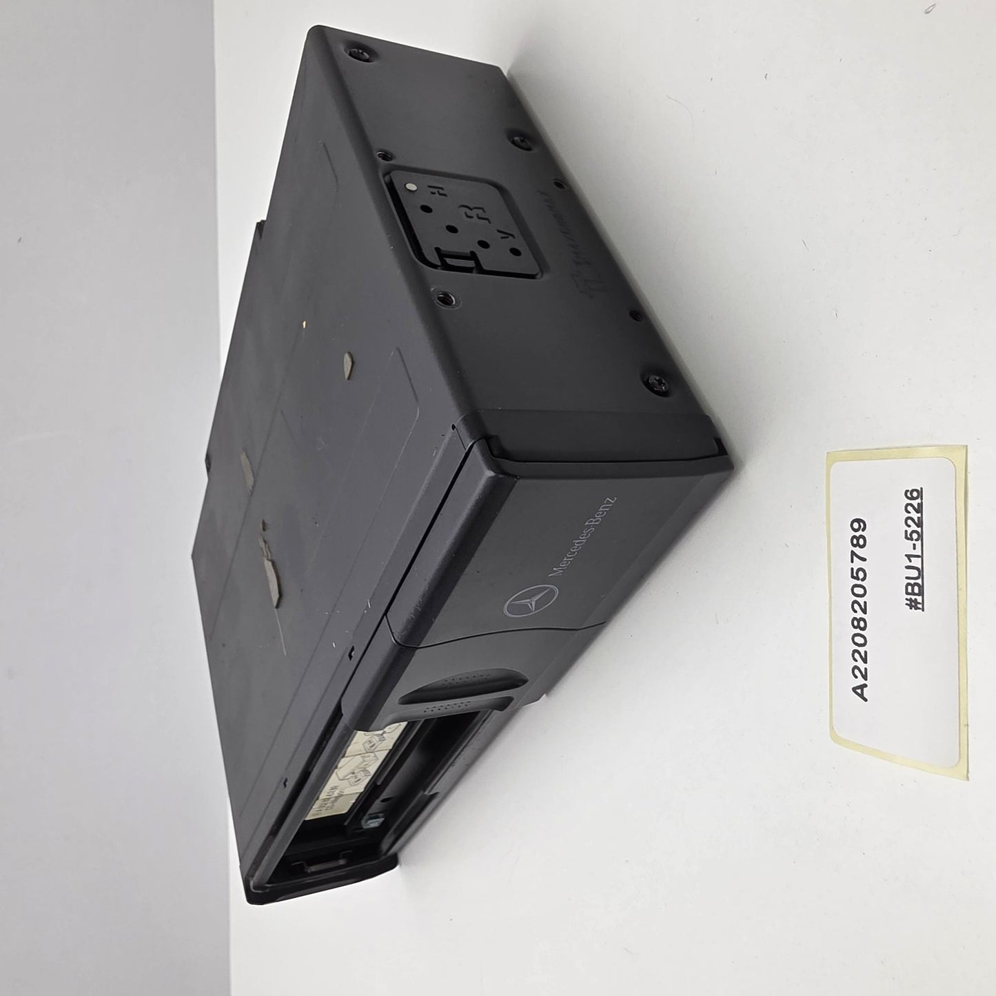 2001-2012 Mercedes-Benz S CD Changer A2208205789