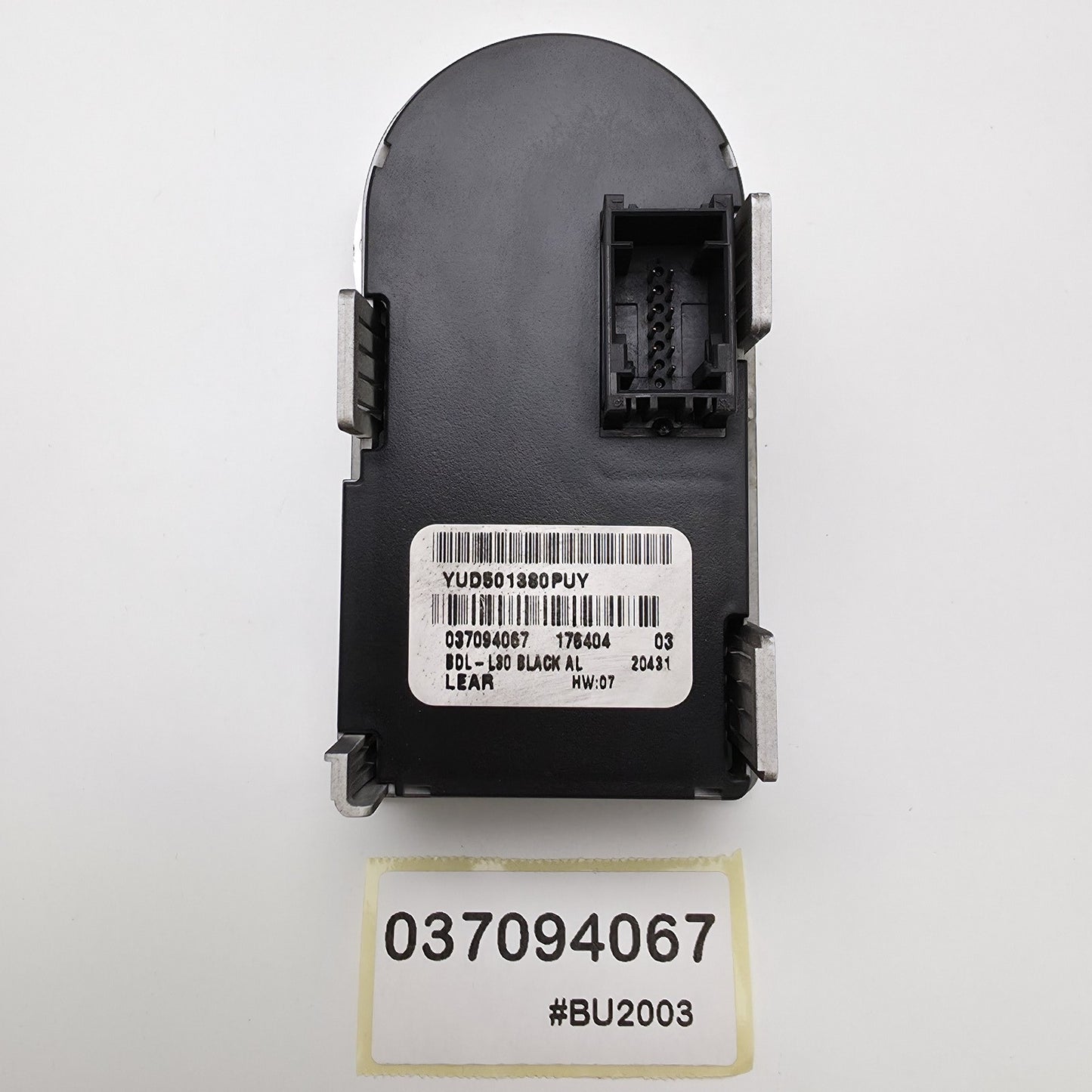 2002-2012 Land Rover Range Rover III L322 Headlight Switch 037094067
