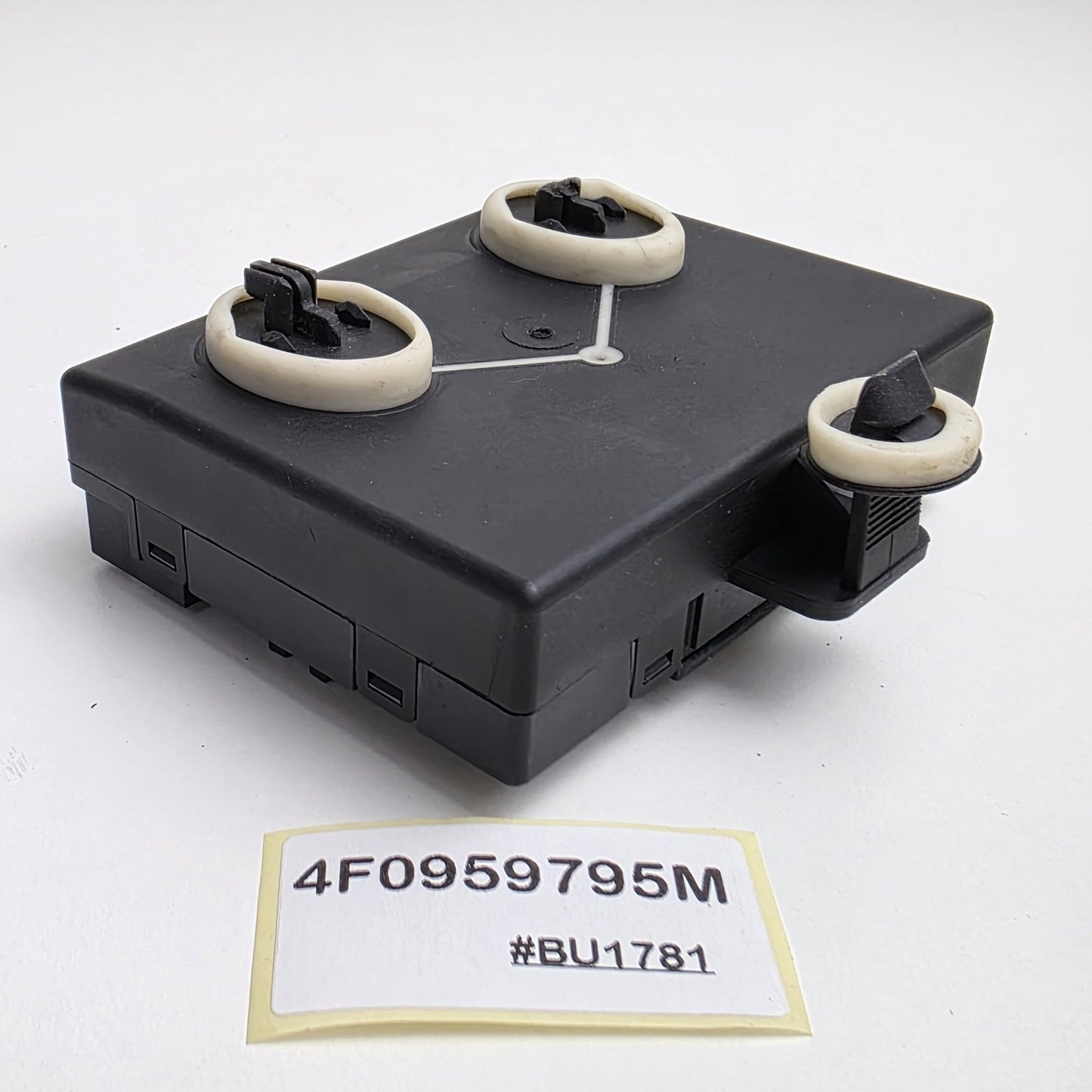 2004-2015 Audi A6 Rear Door Power Window Control Module 4F0959795M