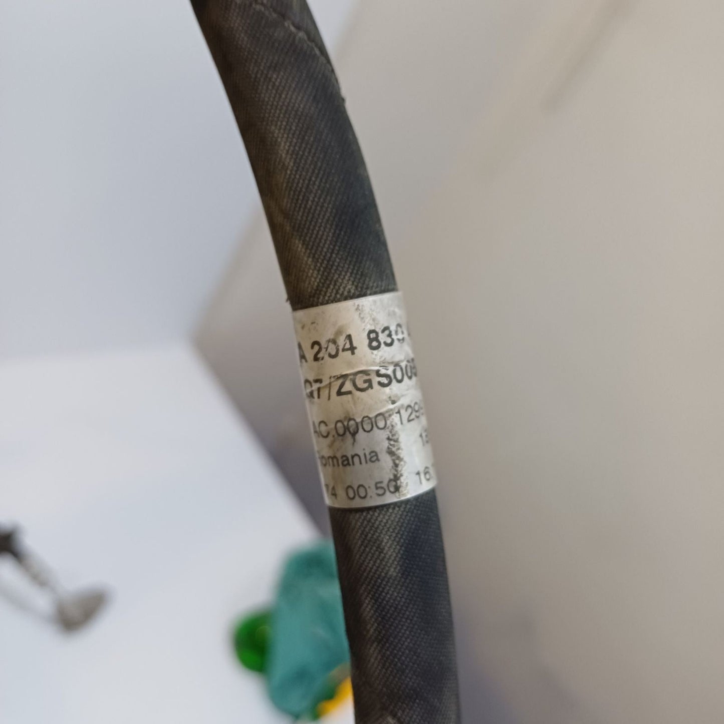2009-2019 Jaguar XJ Gas Spring AW9370354AE