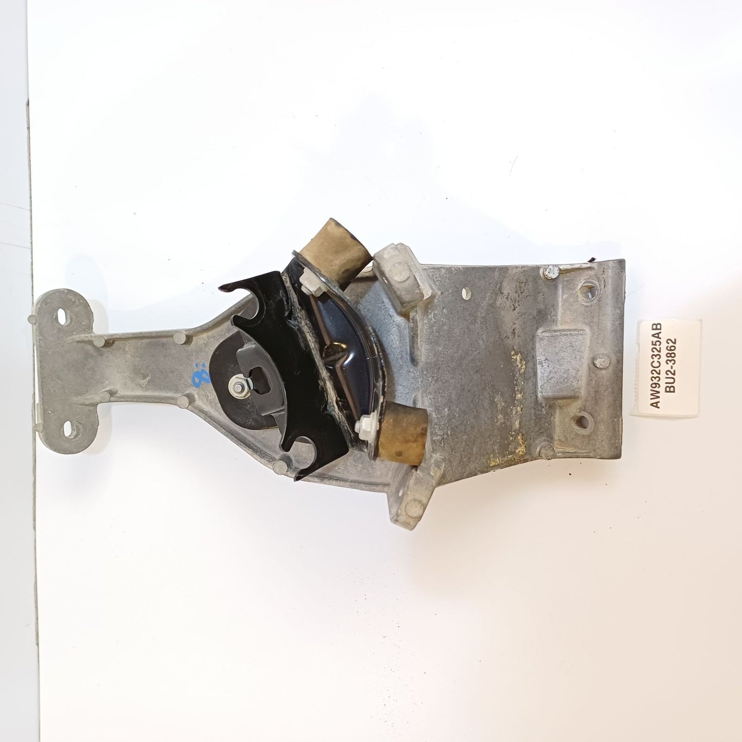 2010-2018 Jaguar XJL ABS PUMP MOUNT BRACKET AW932C325AB