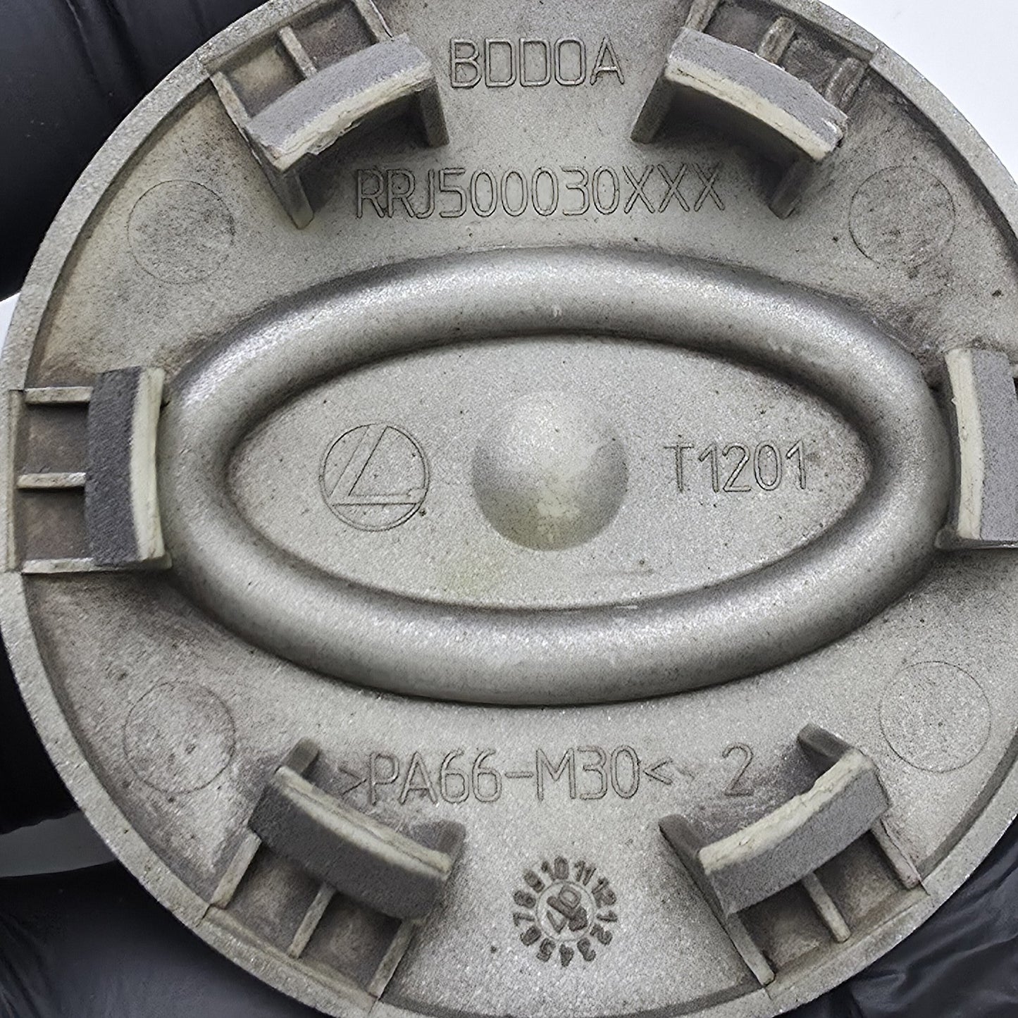 2010 Land Rover Discovery 4 Wheel Center Cap RRJ50030XXX