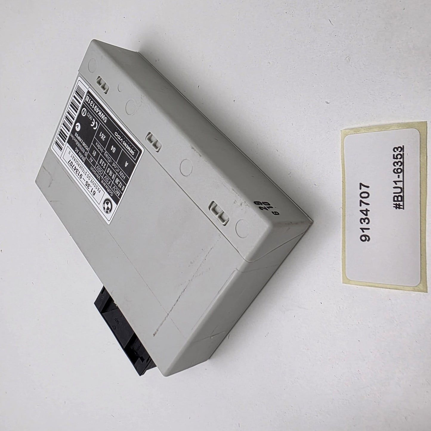 2007-2013 BMW E63 Keyless Go Passive Control Module 9134707
