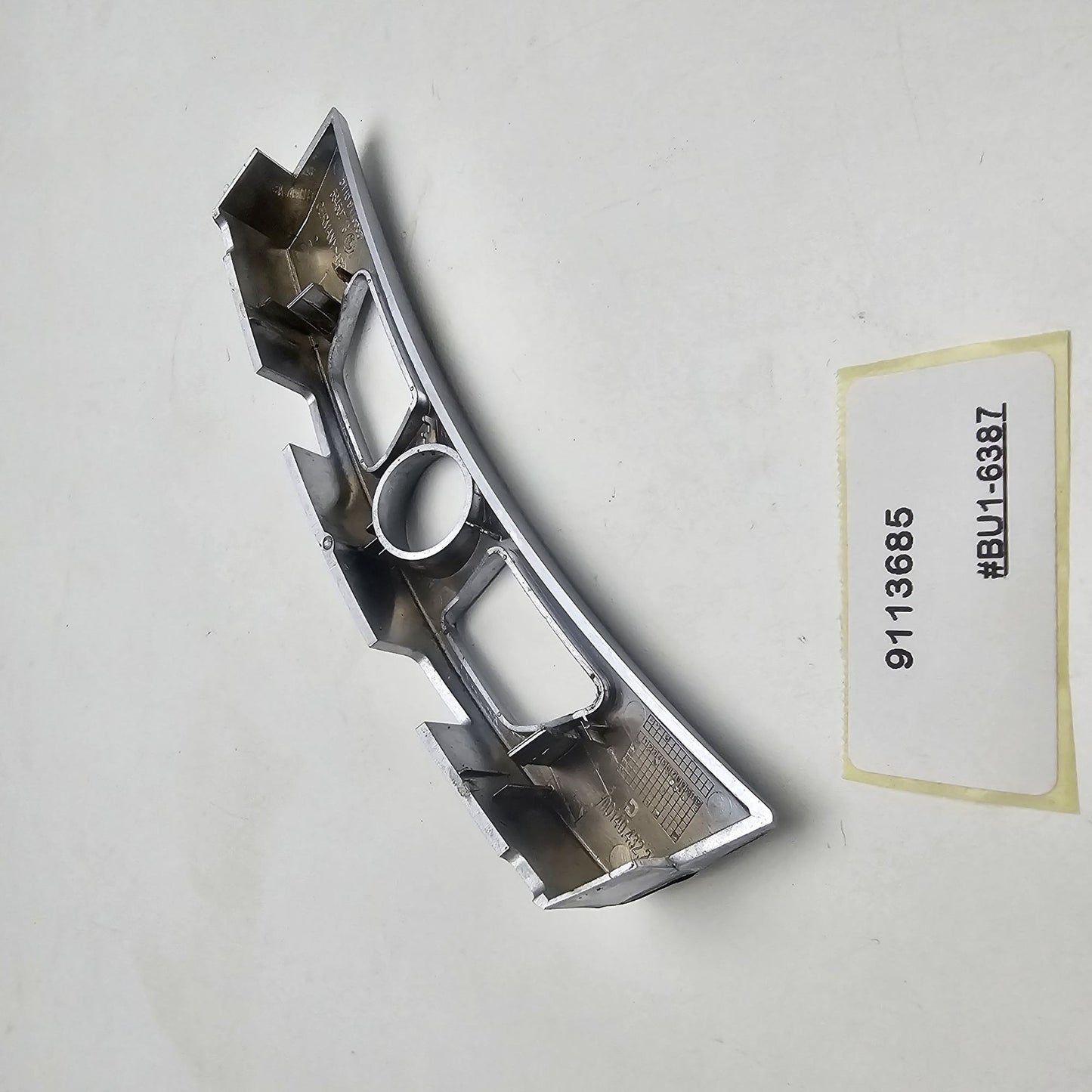 2009-2015 BMW 750i Center Console Armrest Lock Switch Trim Chrome 9113685