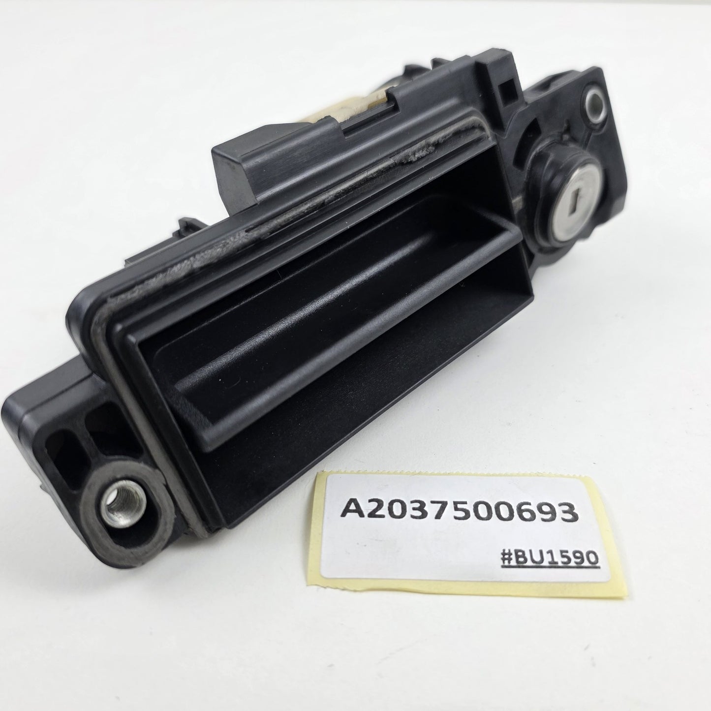 2004-2010 Mercedes-Benz CLS-Class REAR LID HANDLE A2037500693