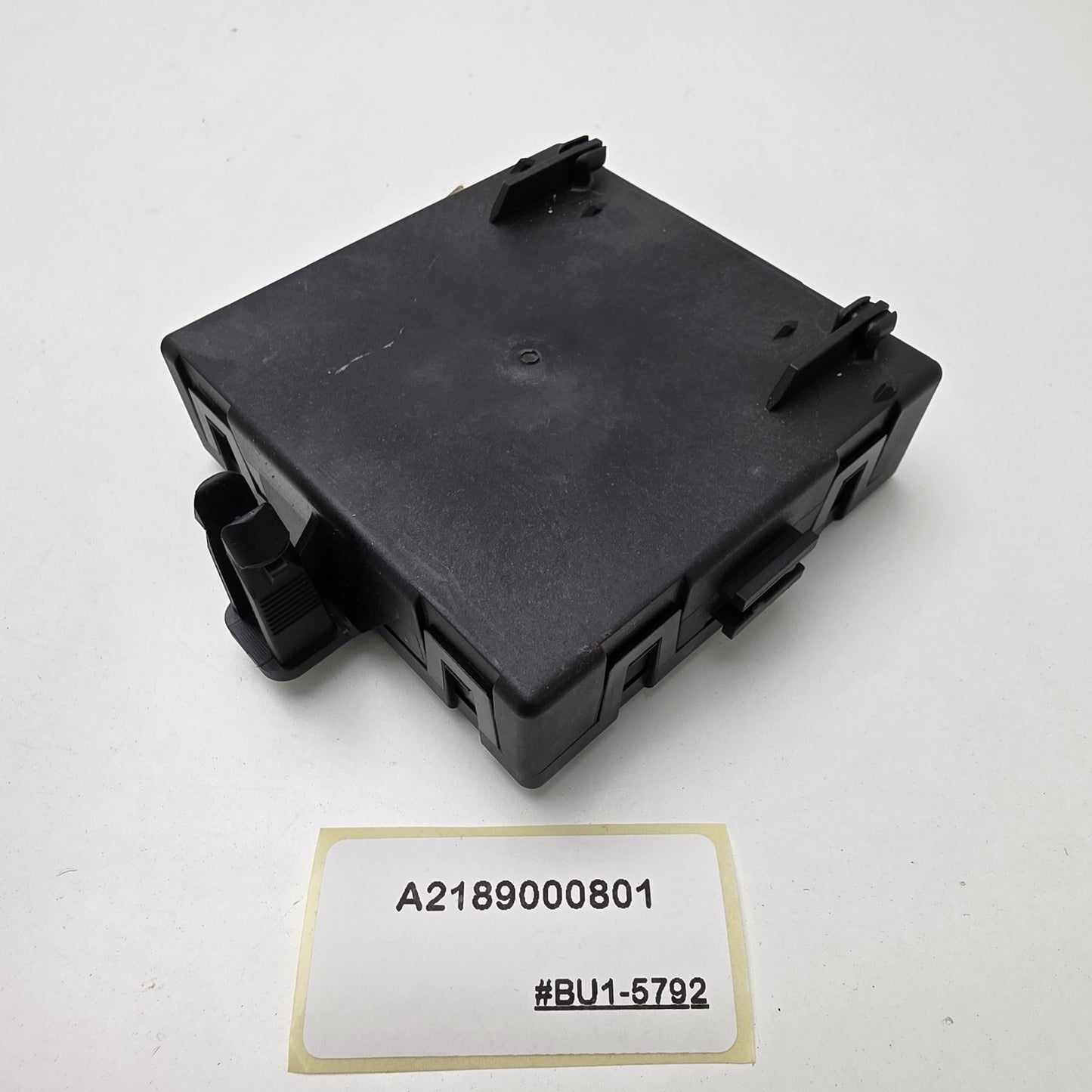 2011-2017 Mercedes-Benz CLS W218 Front Left Door Control Unit A2189000801