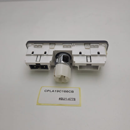 2014 Land Rover Range Rover Centre Console USB AUX Socket Panel CPLA19C166CB