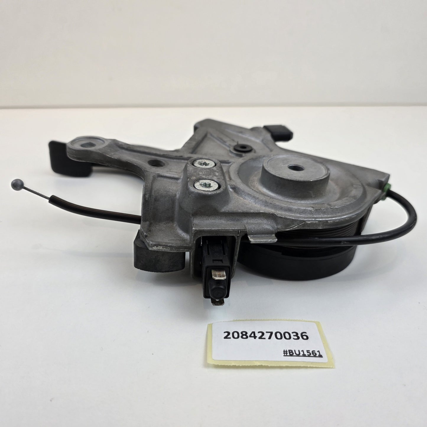 2002-2008 Mercedes-Benz CLS C219 Parking Brake Lever Pedal Assembly 2084270036