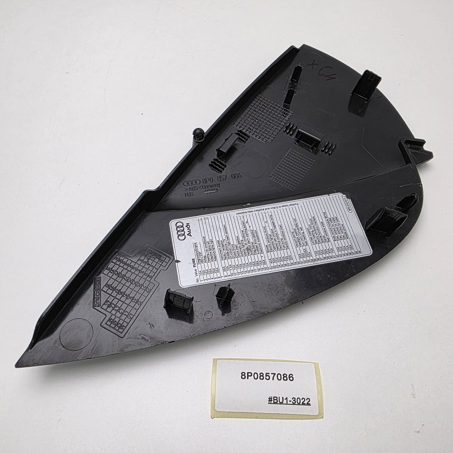 2006-2013 Audi A3 Right Side Dashboard Dash Cover Panel Trim 8P0857086