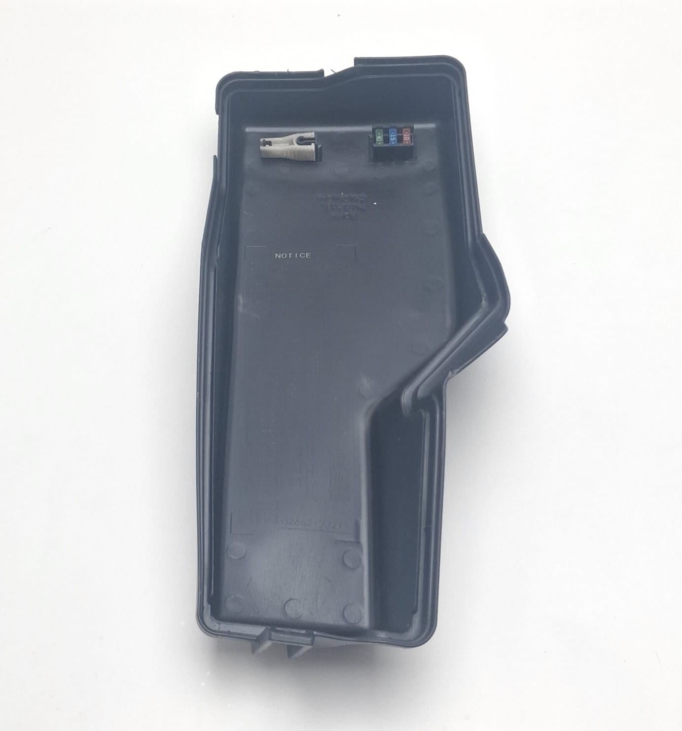 2003 Lexus ES300 Fuse Box Cover Upper 8266233211