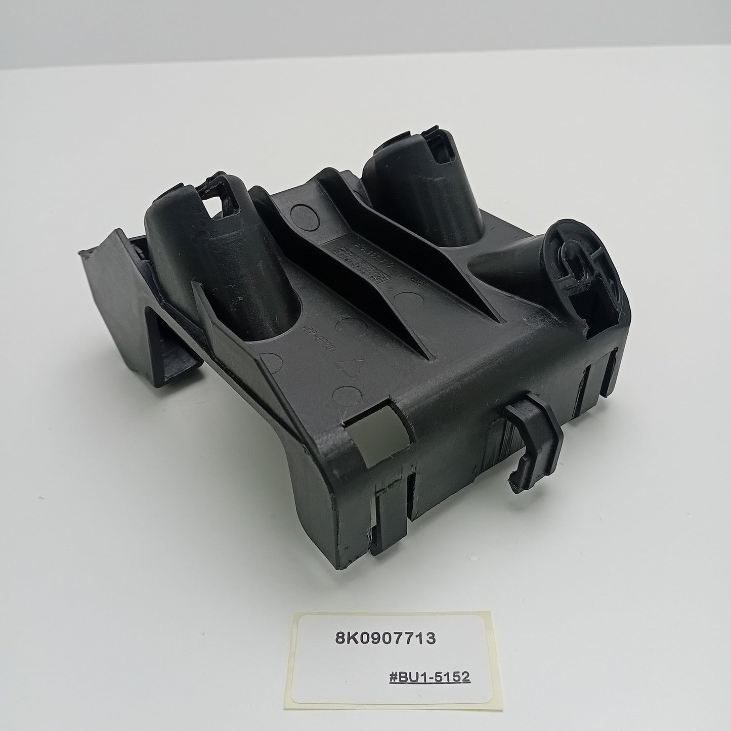 2010-2016 Audi A4 Bracket 8K0907713