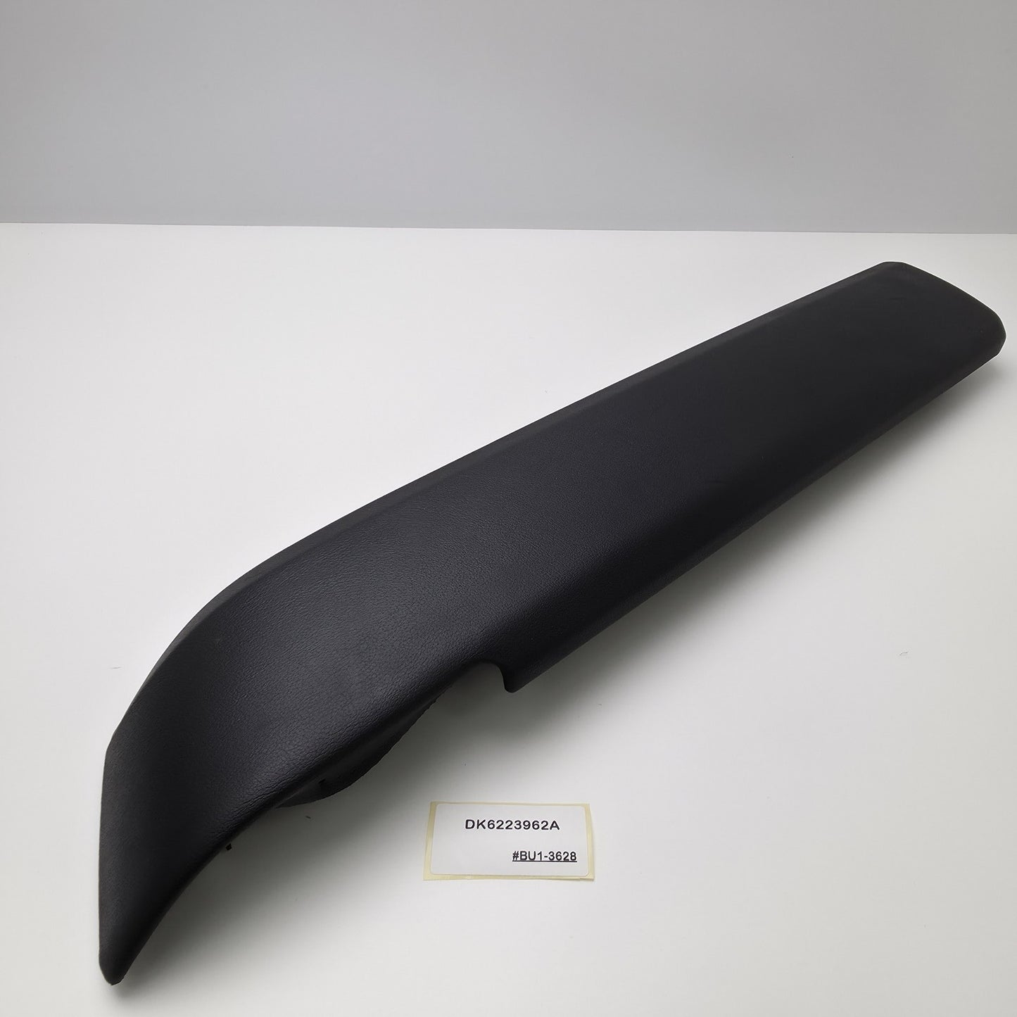 2014-2022 Land Rover Range Rover Sport Front door card panel trim DK6223962A