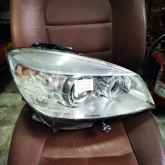 2007 Mercedes-Benz C350 AMG Headlight A2048203059