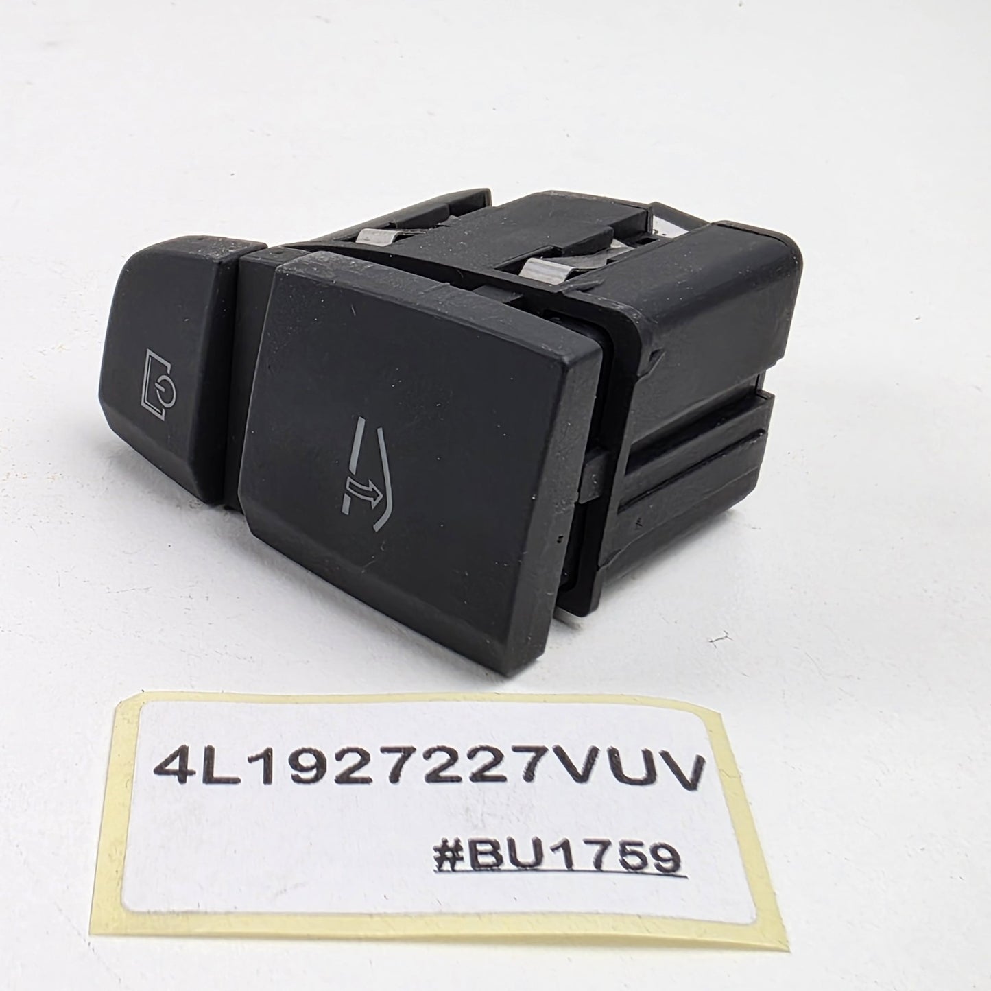 2005-2015 Audi A6 Dash Display Glovebox Switch Assembly 4L1927227VUV