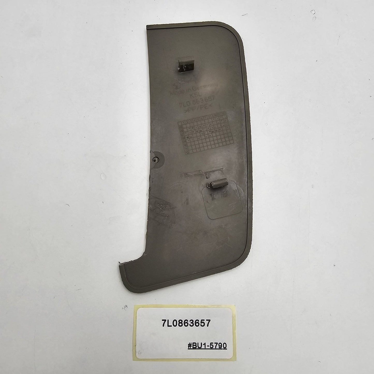 2007-2015 Volkswagen Touareg Interior Trim Panel 7L0863657