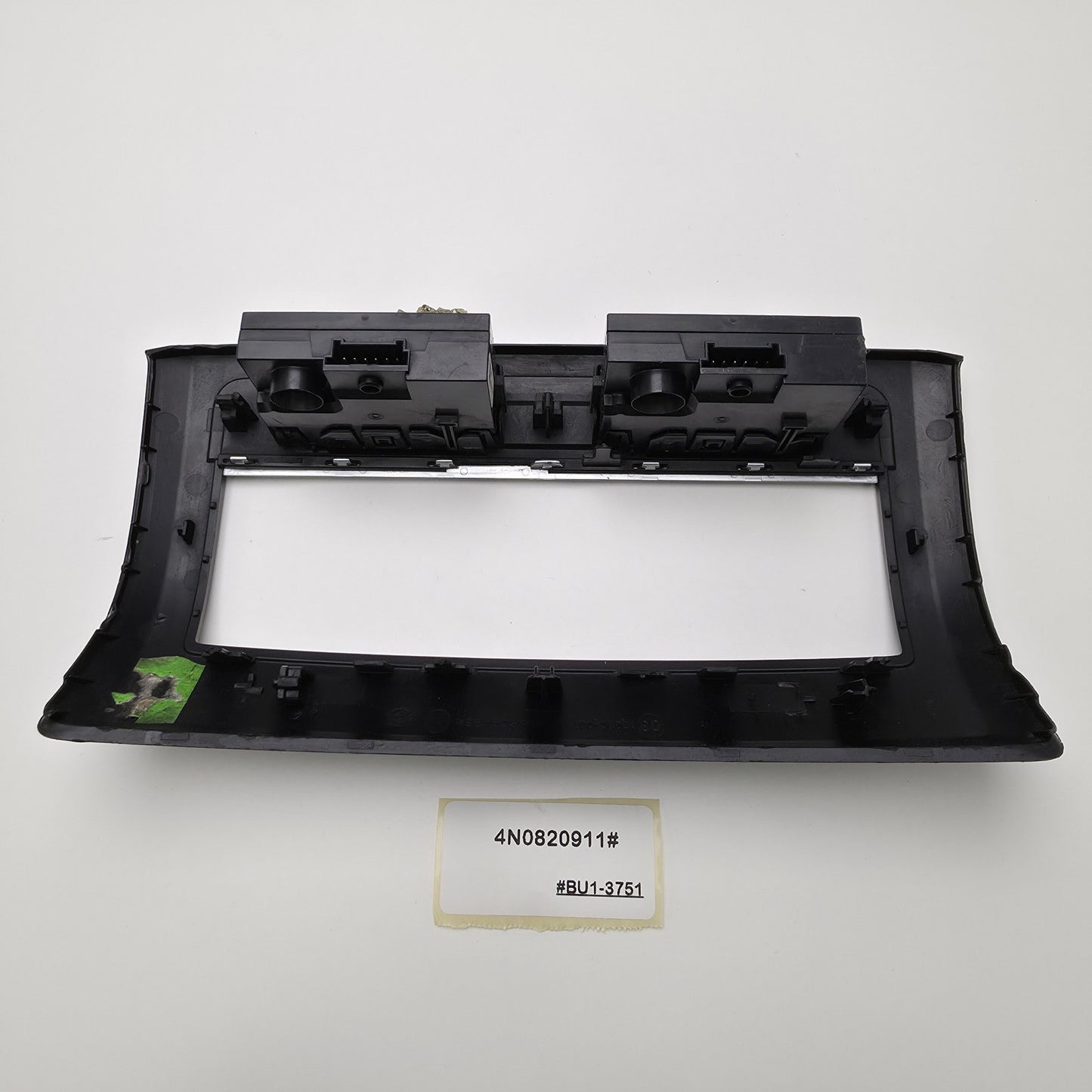 2019-2025 Audi A8, 2 Climate Control Units with Trim 4N0820911