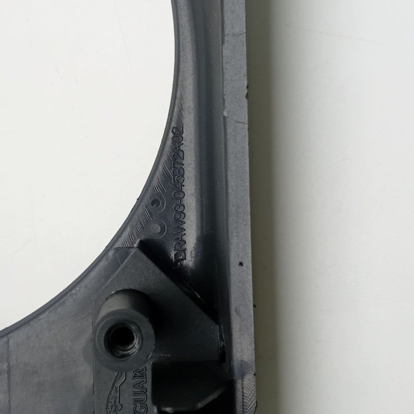 2010-2018 Jaguar XJ Center Console Air Vent Bezel Cover Trim Rear 93045B72A02