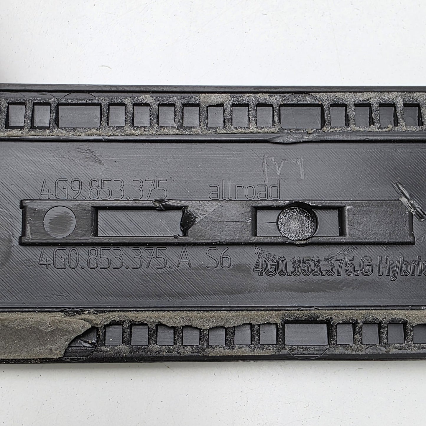 2010-2020 Audi A6 Rear Left Sill Trim Strip 4G0853375A