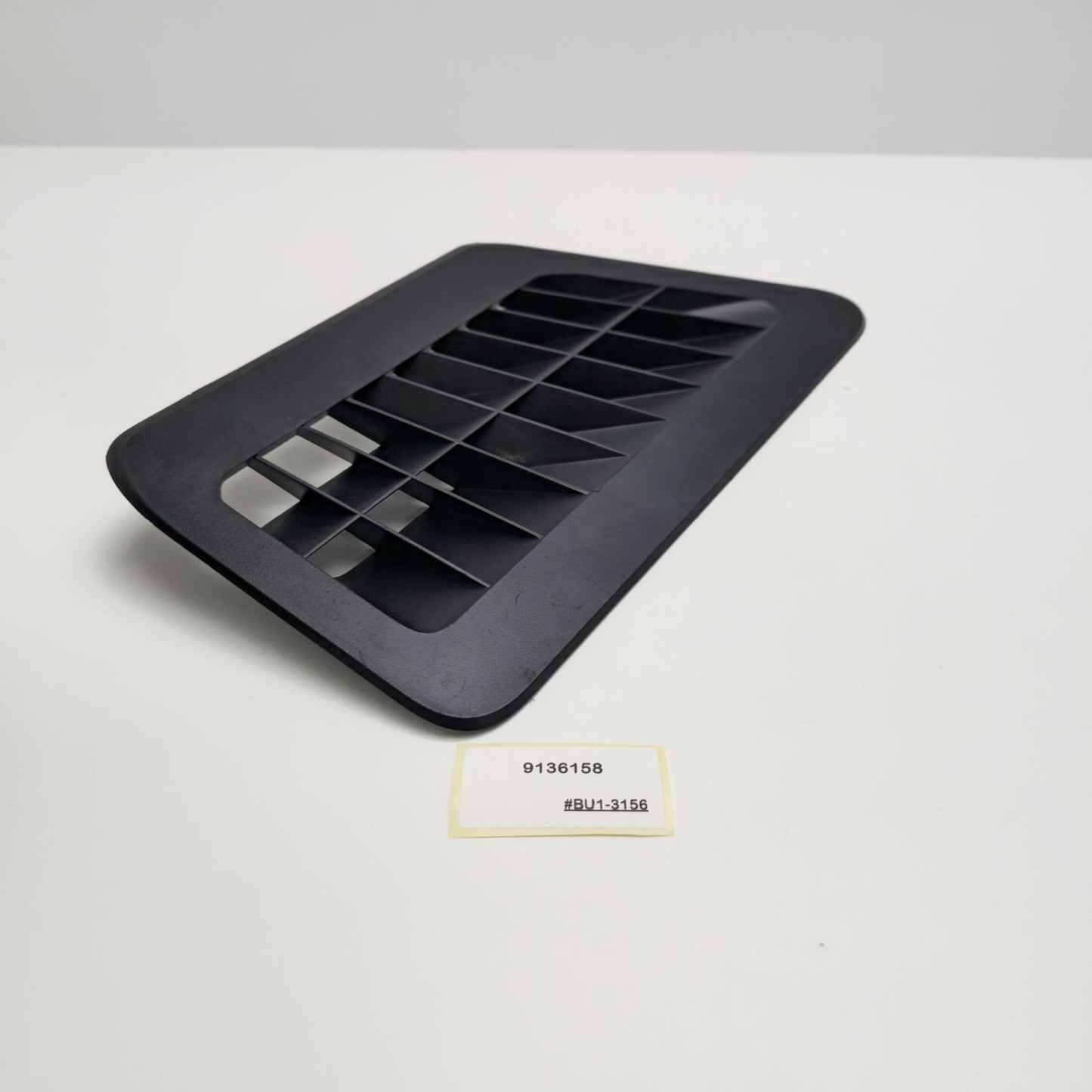 2009-2015 BMW 7 Series Rear Right Air Vent Cover Floor 9136158