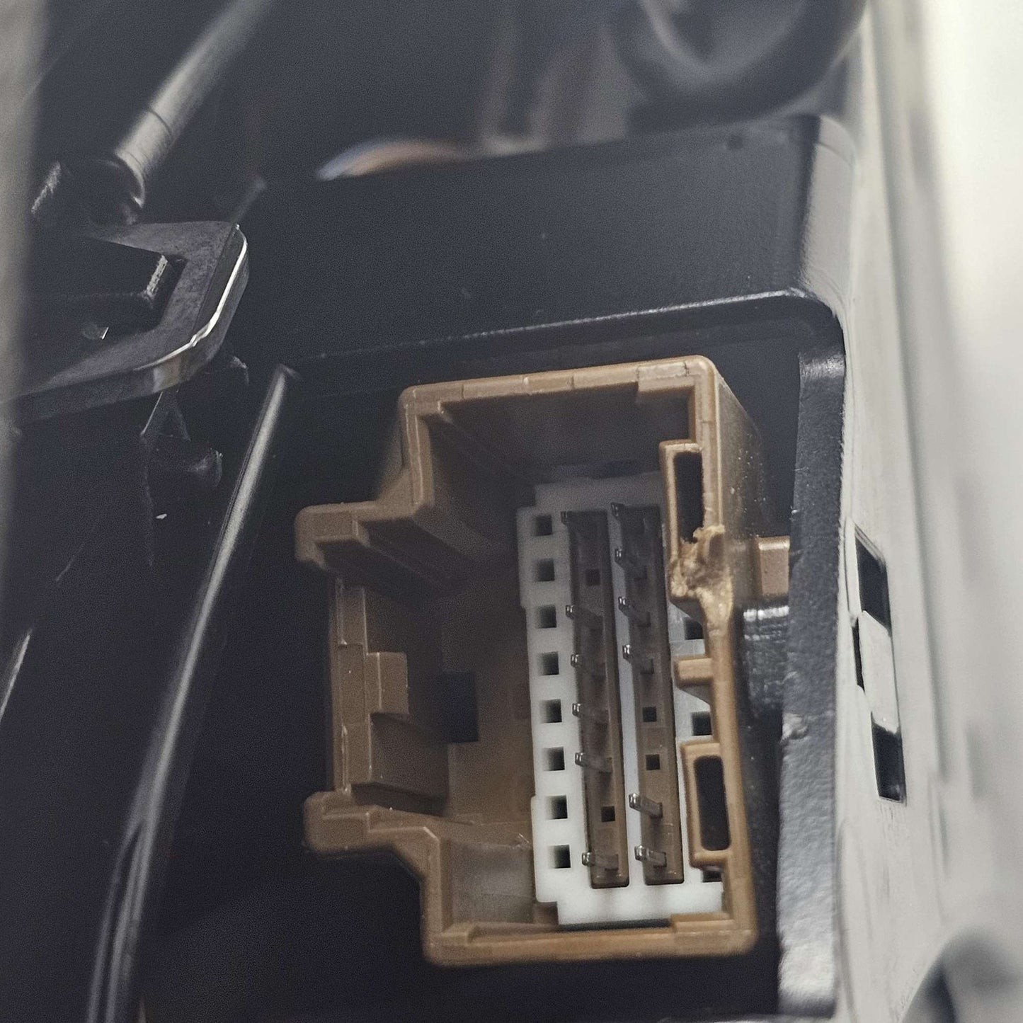 2015 Maserati Quattroporte VI Dome Light Sunroof Control Module 06700246990