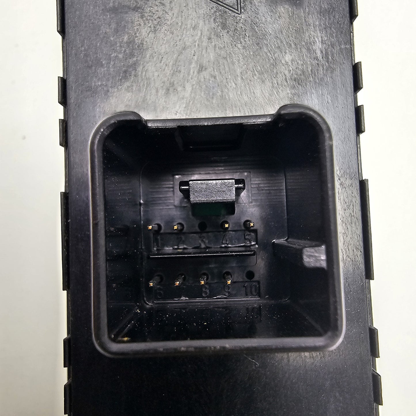2012-2015 Volkswagen Passat Door Window Switch 5K4959857A