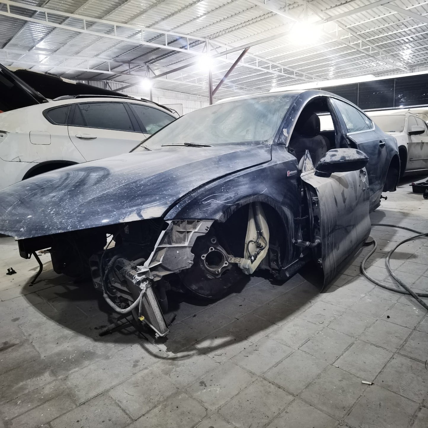 2012 Audi A7 Quattro Door Shell Used OEM 4G8831051A