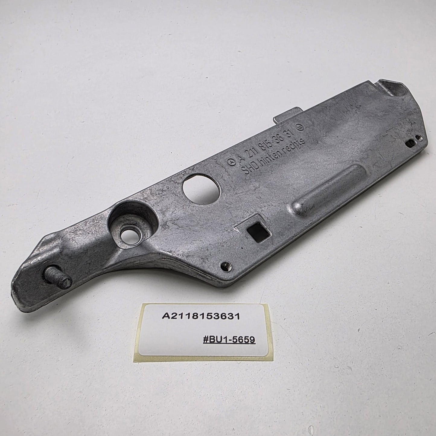 2003-2009 Mercedes-Benz W211 Rear Right Side Grab Handle Bracket A2118153631