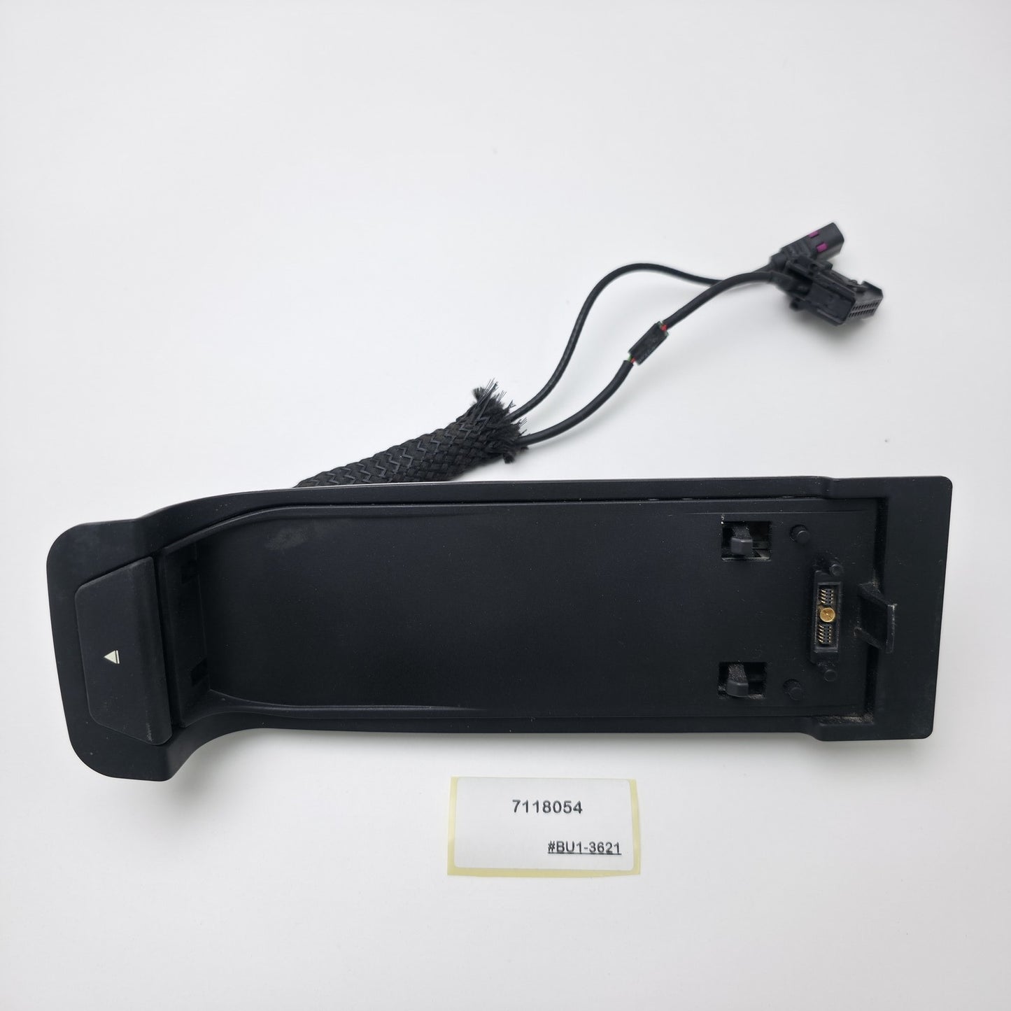 2006-2011 BMW 3 Series MOBILE PHONE TELEPHONE SNAP IN ADAPTER BOX 7118054