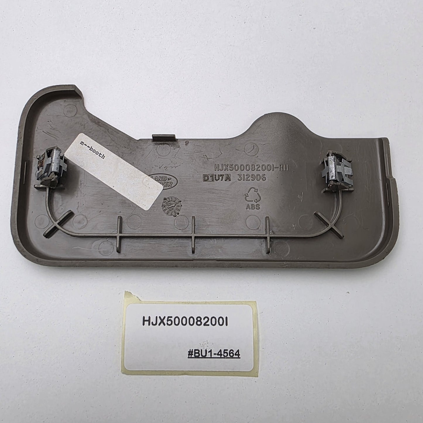2005-2009 Land Rover Discovery 3 FRONT RIGHT SEAT END HJX50008200I
