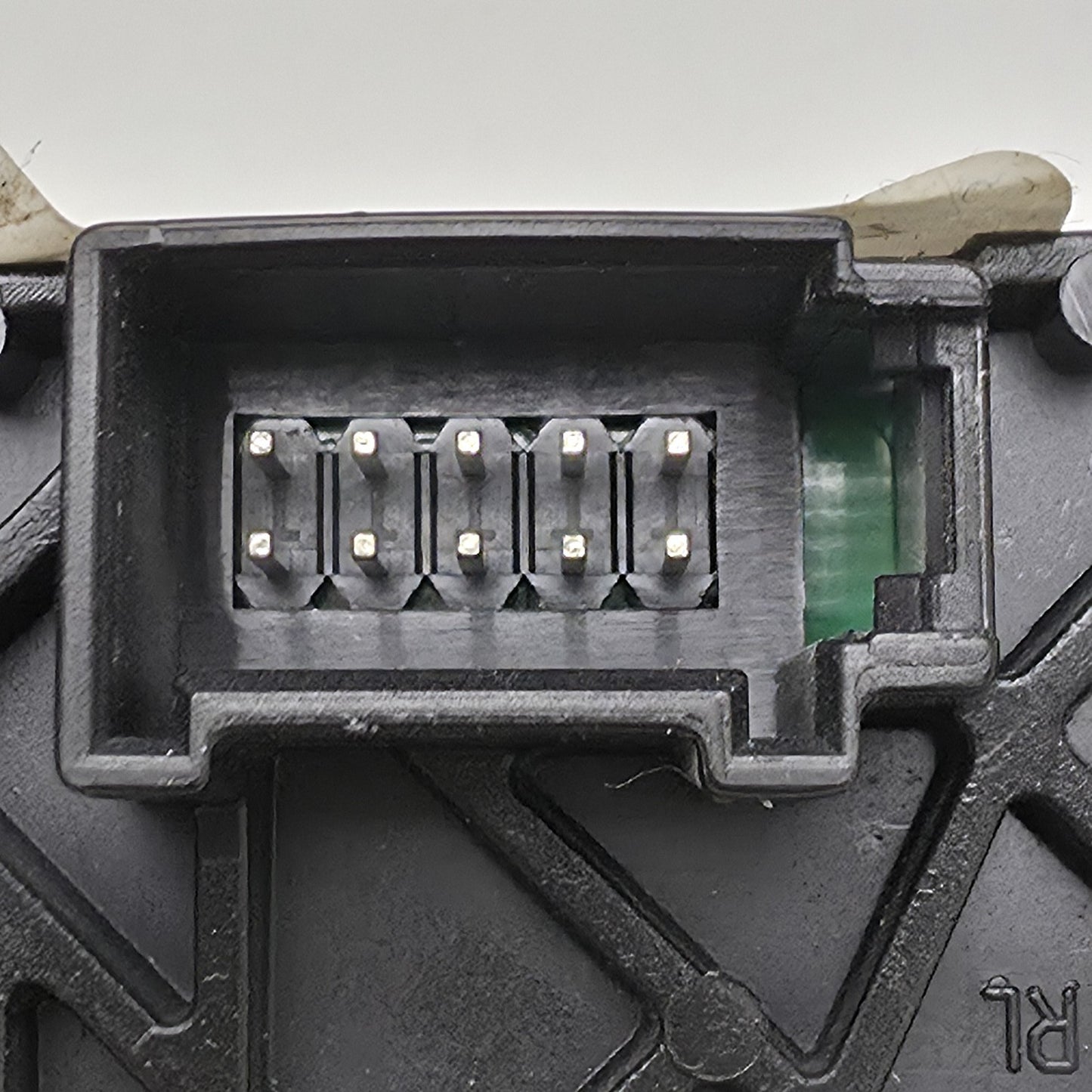 2008-2017 Audi A5 Gear Selector Display 8K2713463