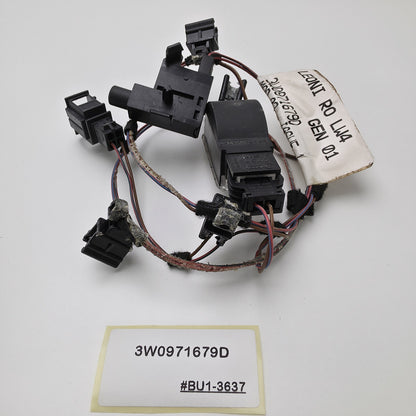 2004-2018 Bentley GT HARNESS FOR INTERIOR LIGHT GLOVE COMP 3W0971679D