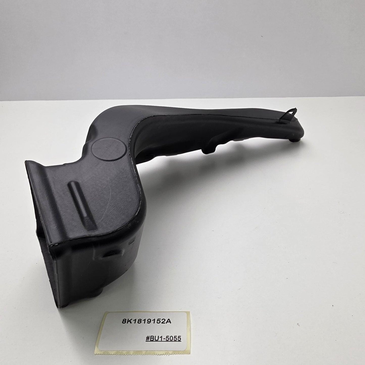 2011 Audi A4 Instrument Panel Air Duct Upper Lower 8K1819152A