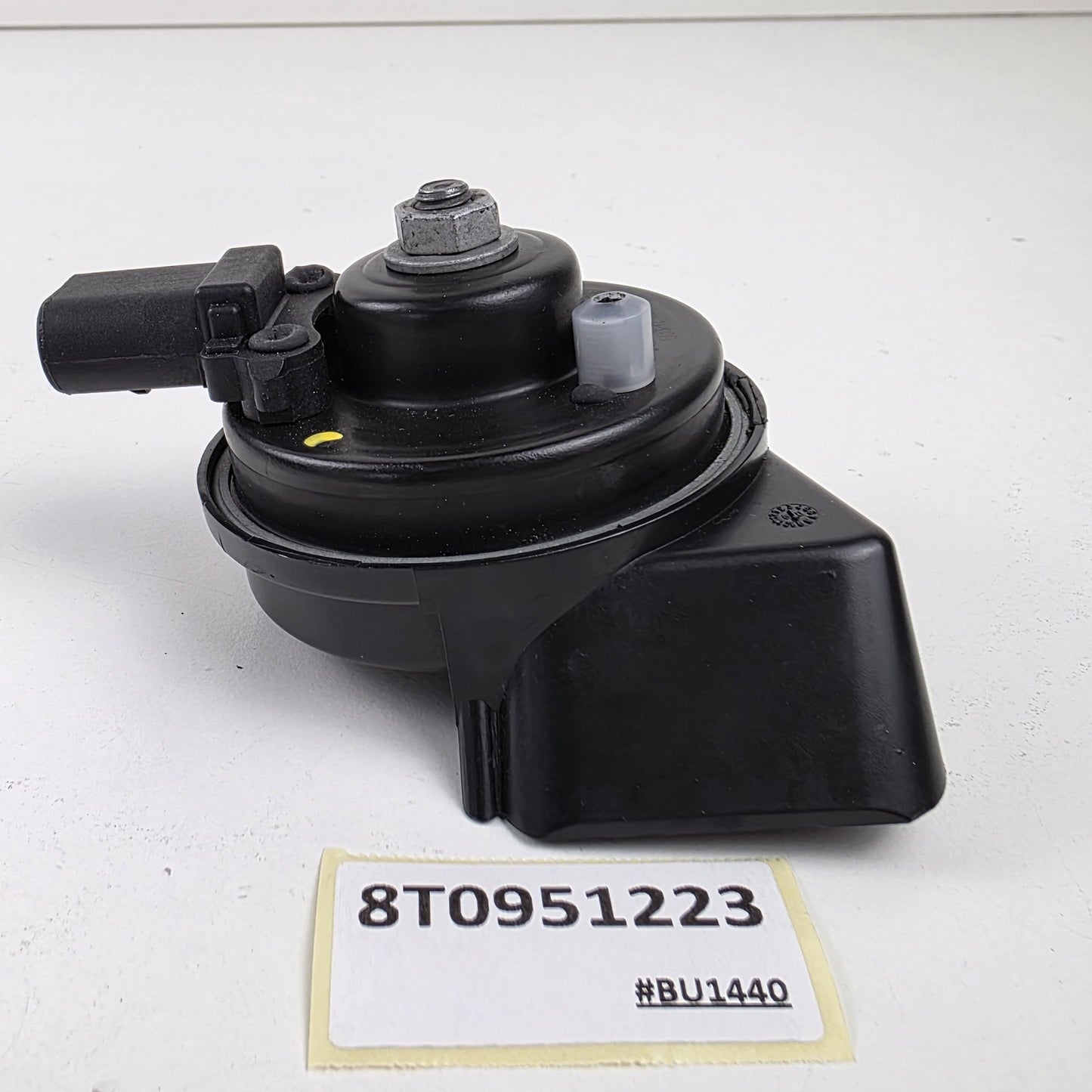 2008-2017 Audi allroad High Note Horn High Tone Frequency OEM 8T0951223