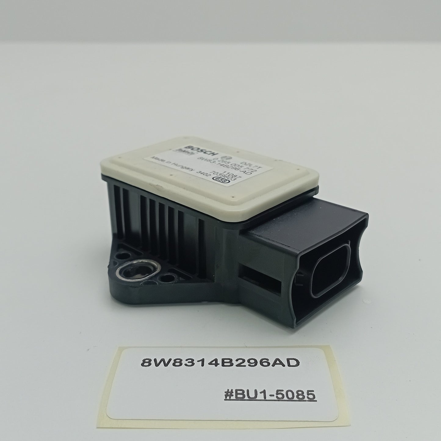 1990-2016 Land Rover Defender YAW RATE TURN SENSOR MODULE 8W8314B296AD