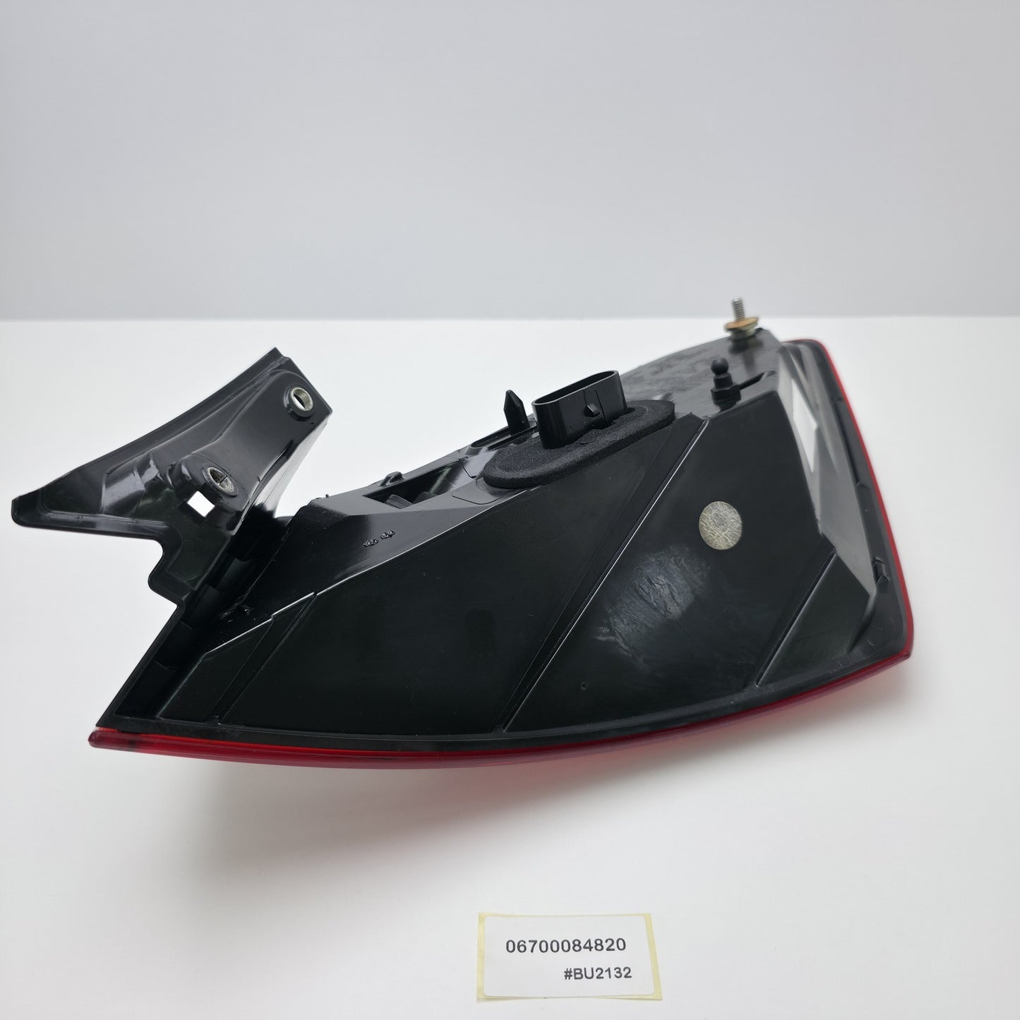 2014-2020 Maserati Ghibli Rear Left LED Tail Lamp Taillight 06700084820