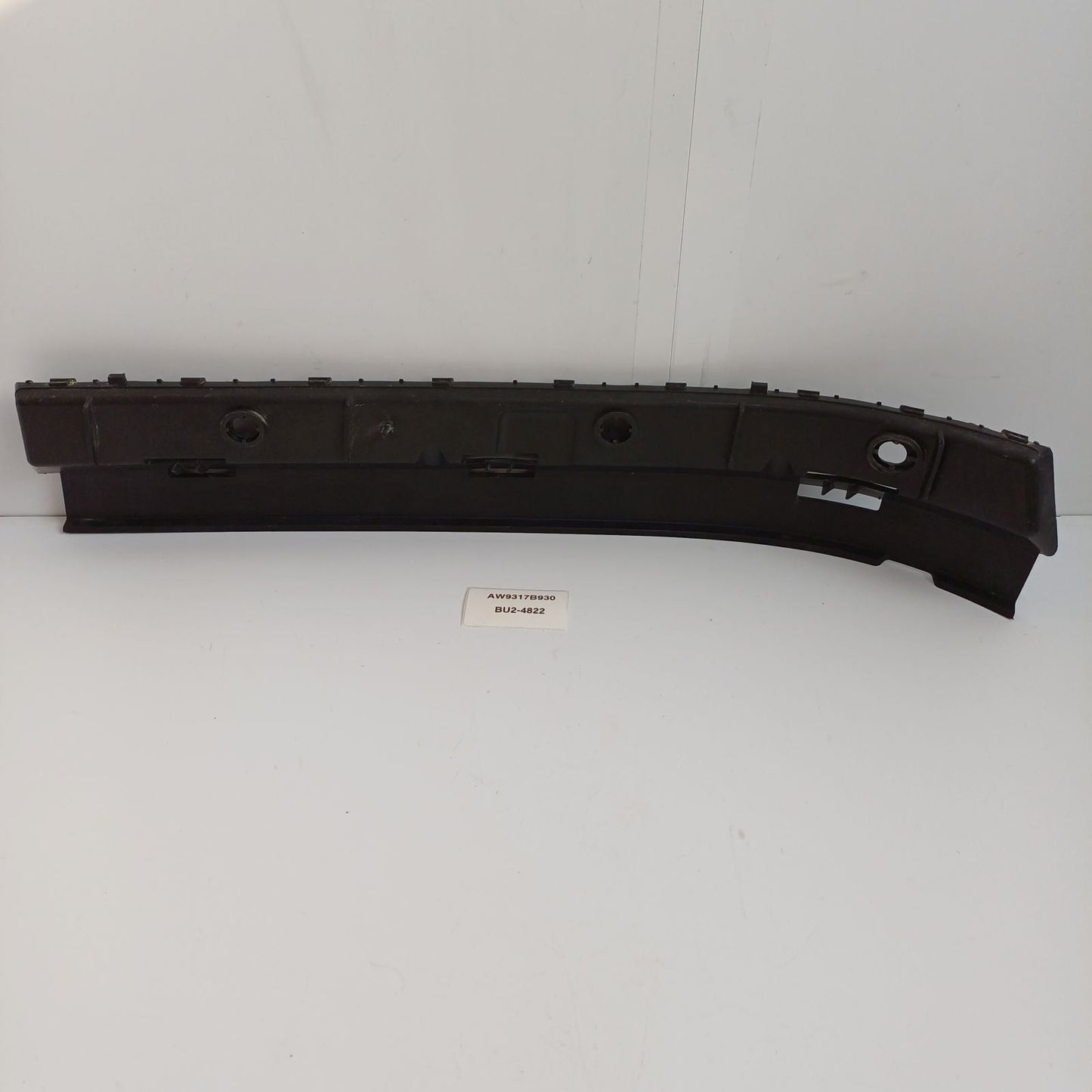 2010-2019 Jaguar XJ Rear Bumper Mounting Bracket AW9317B930