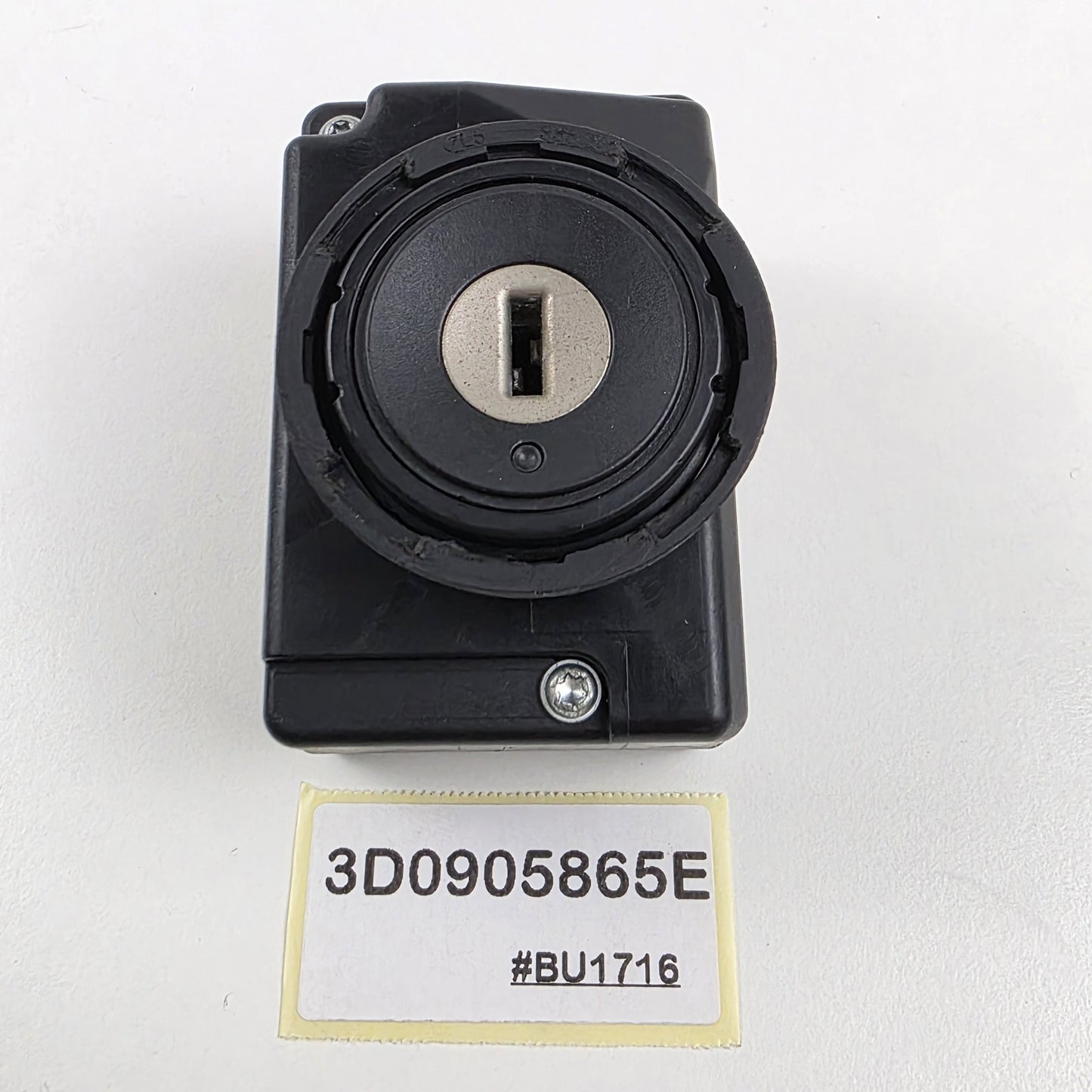 2002-2015 Volkswagen Phaeton IGNITION SWITCH 3D0905865E
