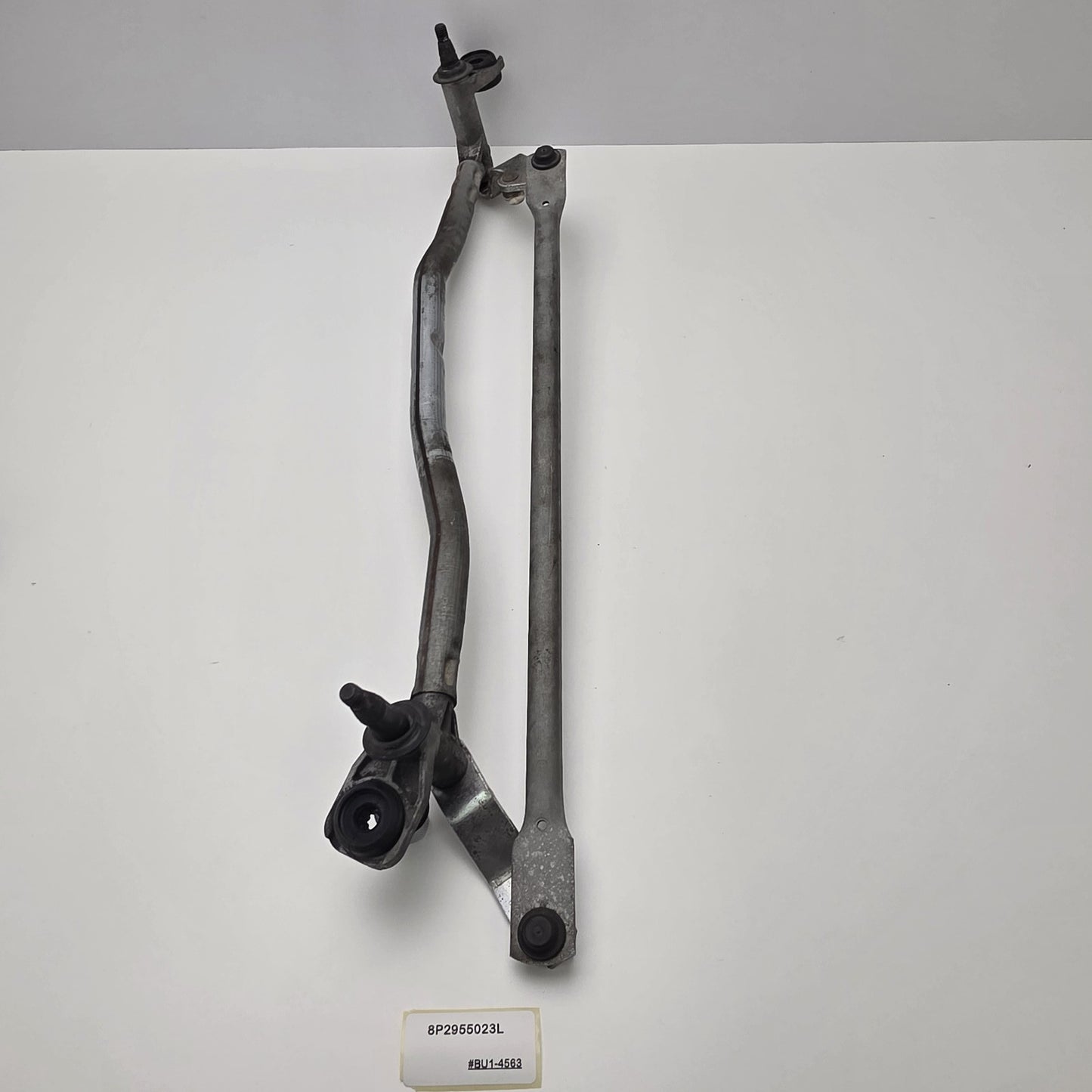 2003-2013 Audi S3 FRONT WINDSCREEN WIPER LINKAGE 8P2955023L