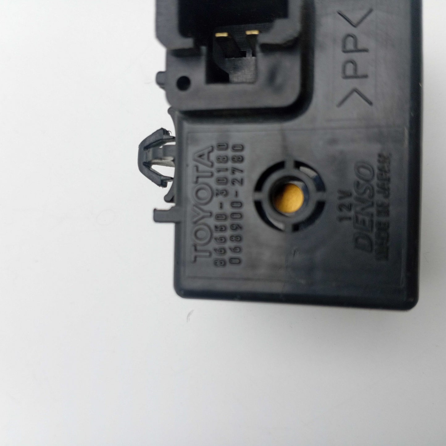 1998-2005 Lexus GS430 Buzzer Module Unit Assy 0689002780