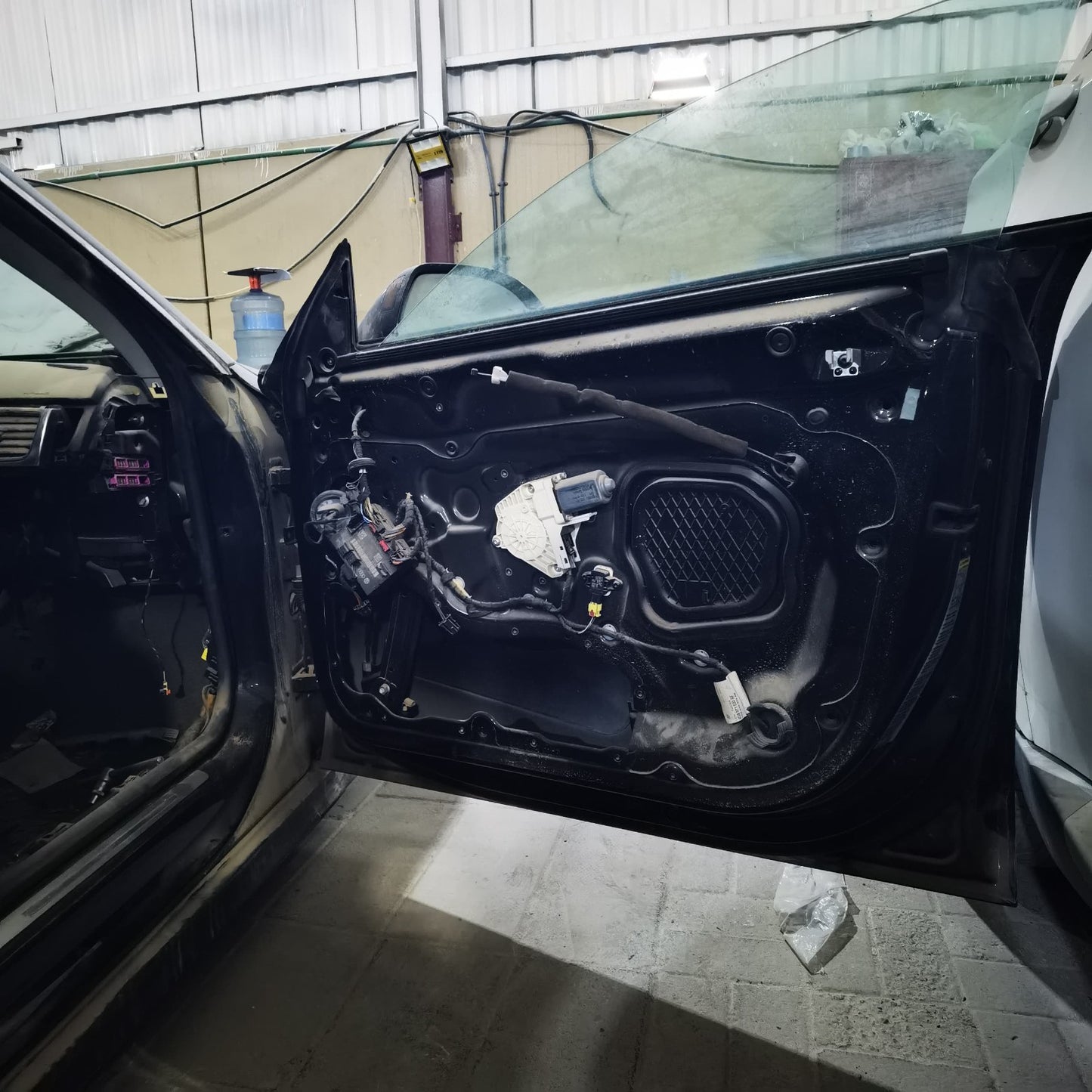 2012 Audi A7 Quattro Door Shell Used OEM 4G8831051A