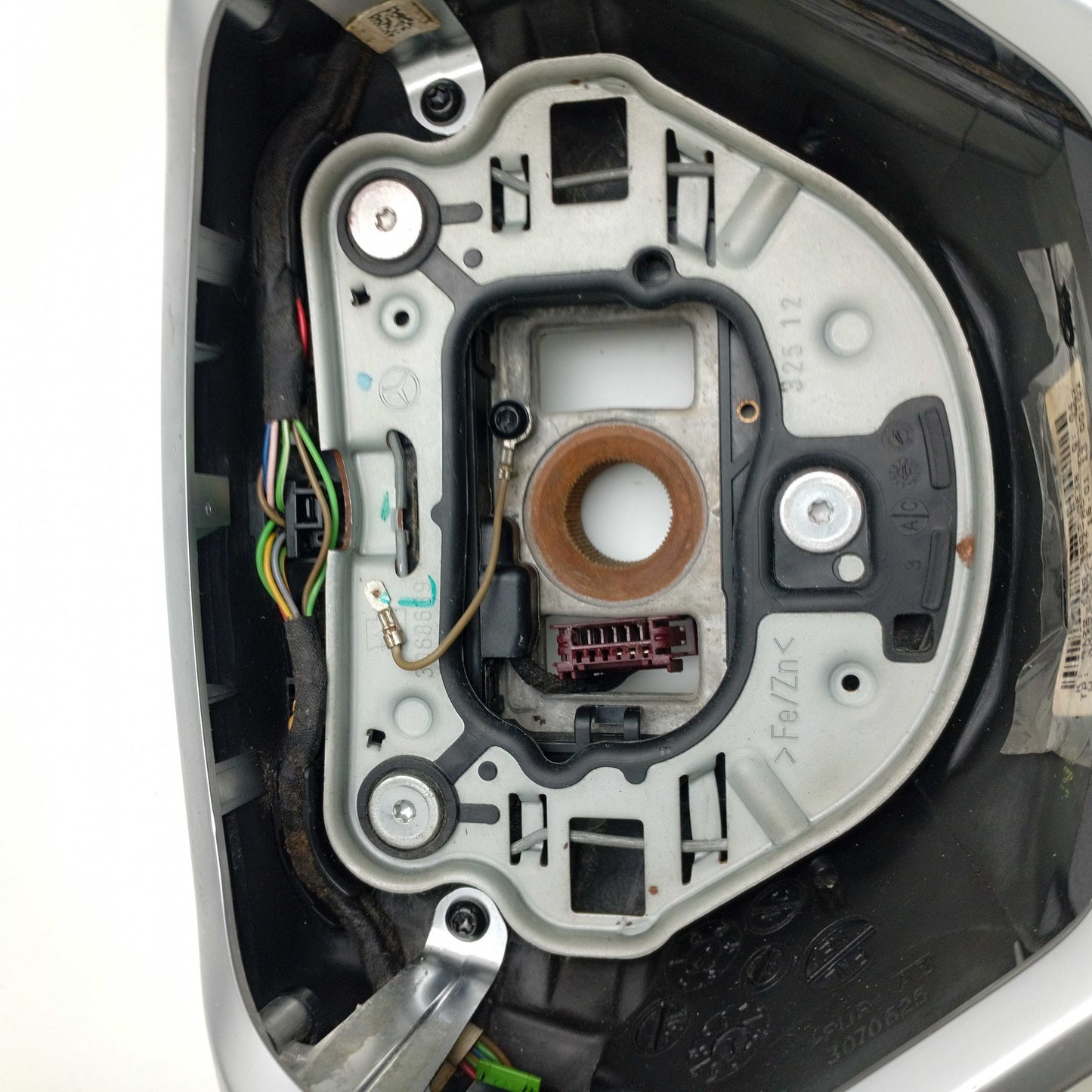 2009-2016 Mercedes-Benz E500 Steering Wheel A1724602803