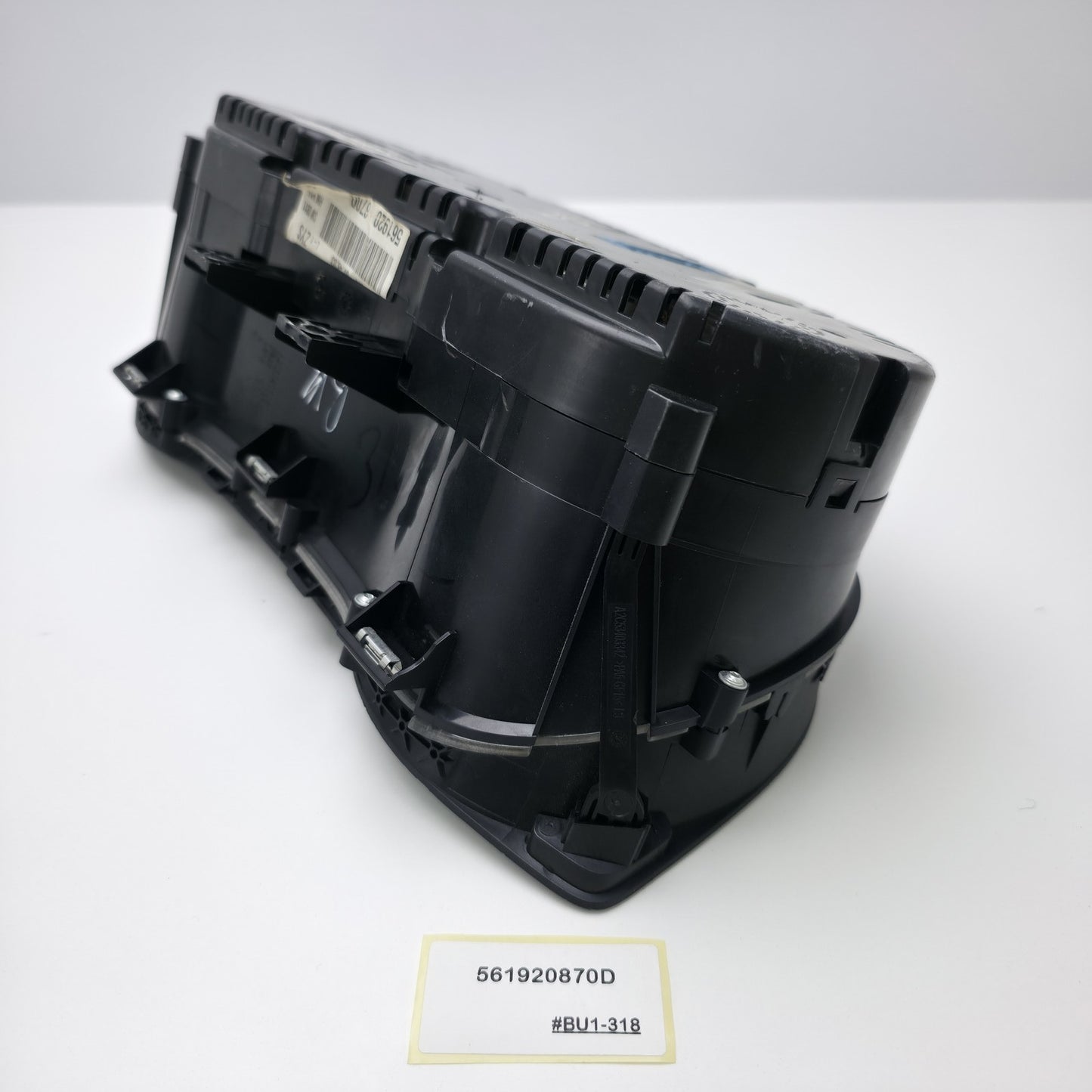 2015-2019 Volkswagen Passat Speedometer Cluster 561920870D