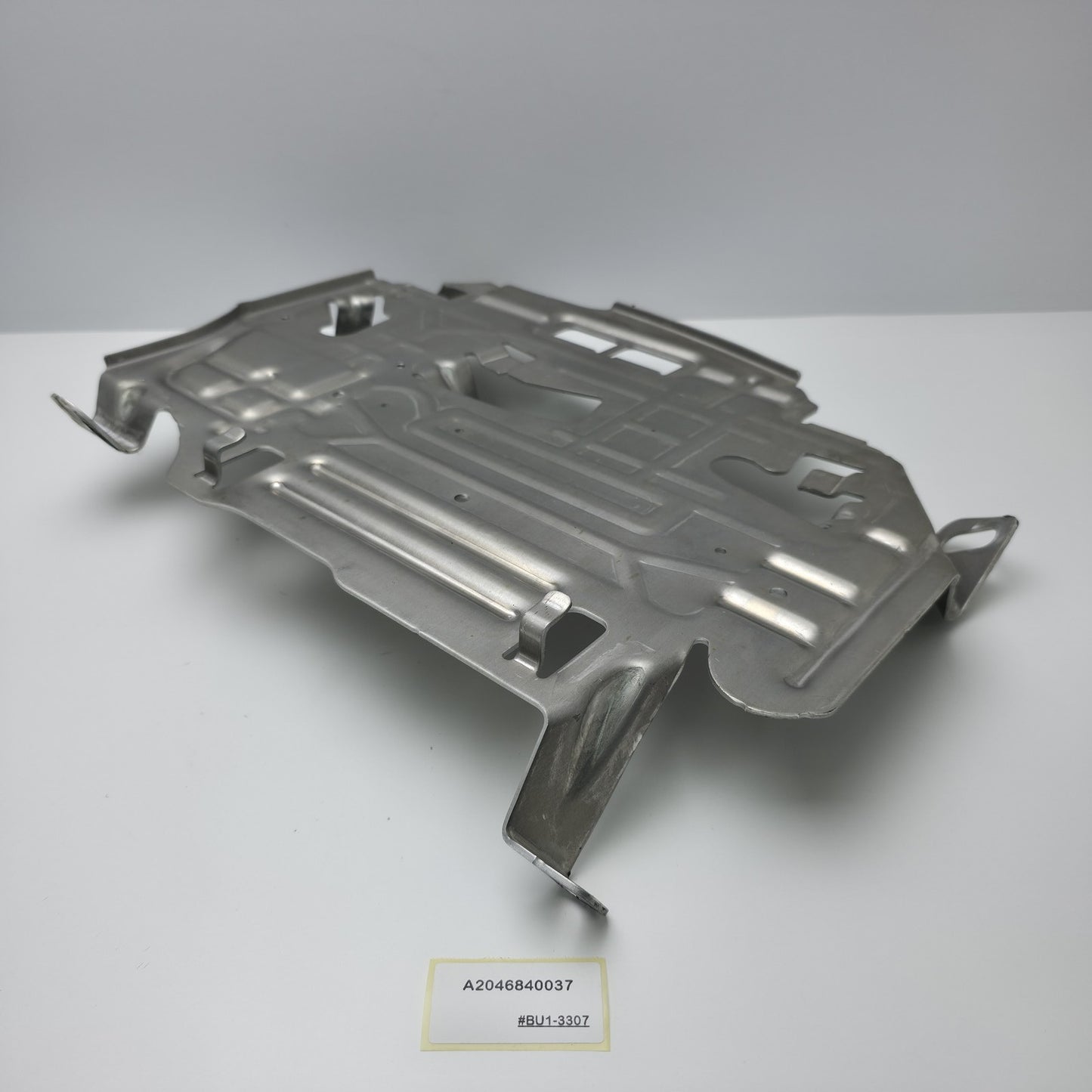2008-2014 Mercedes-Benz W204 Front Passenger Footrest Holder Plate A2046840037