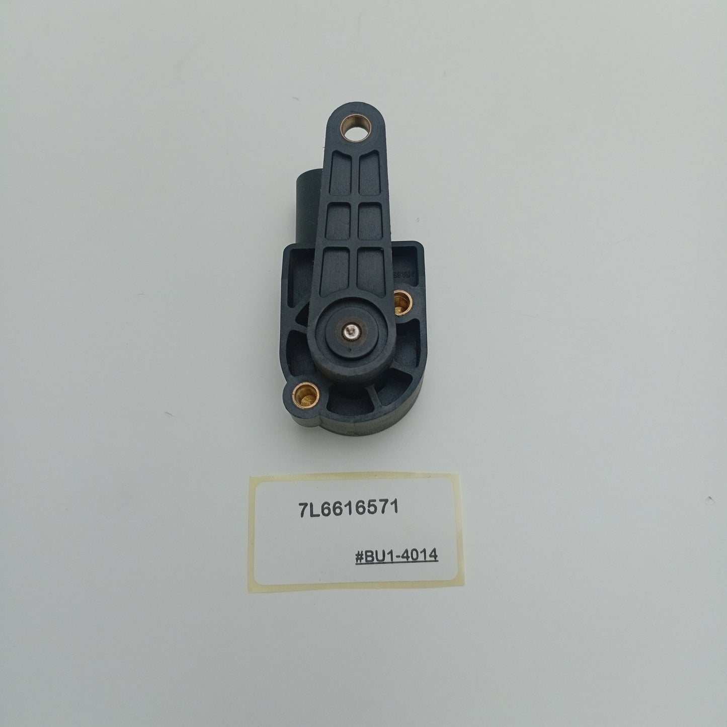 2002-2010 Volkswagen Touareg Headlight Level Sensor 7L6616571