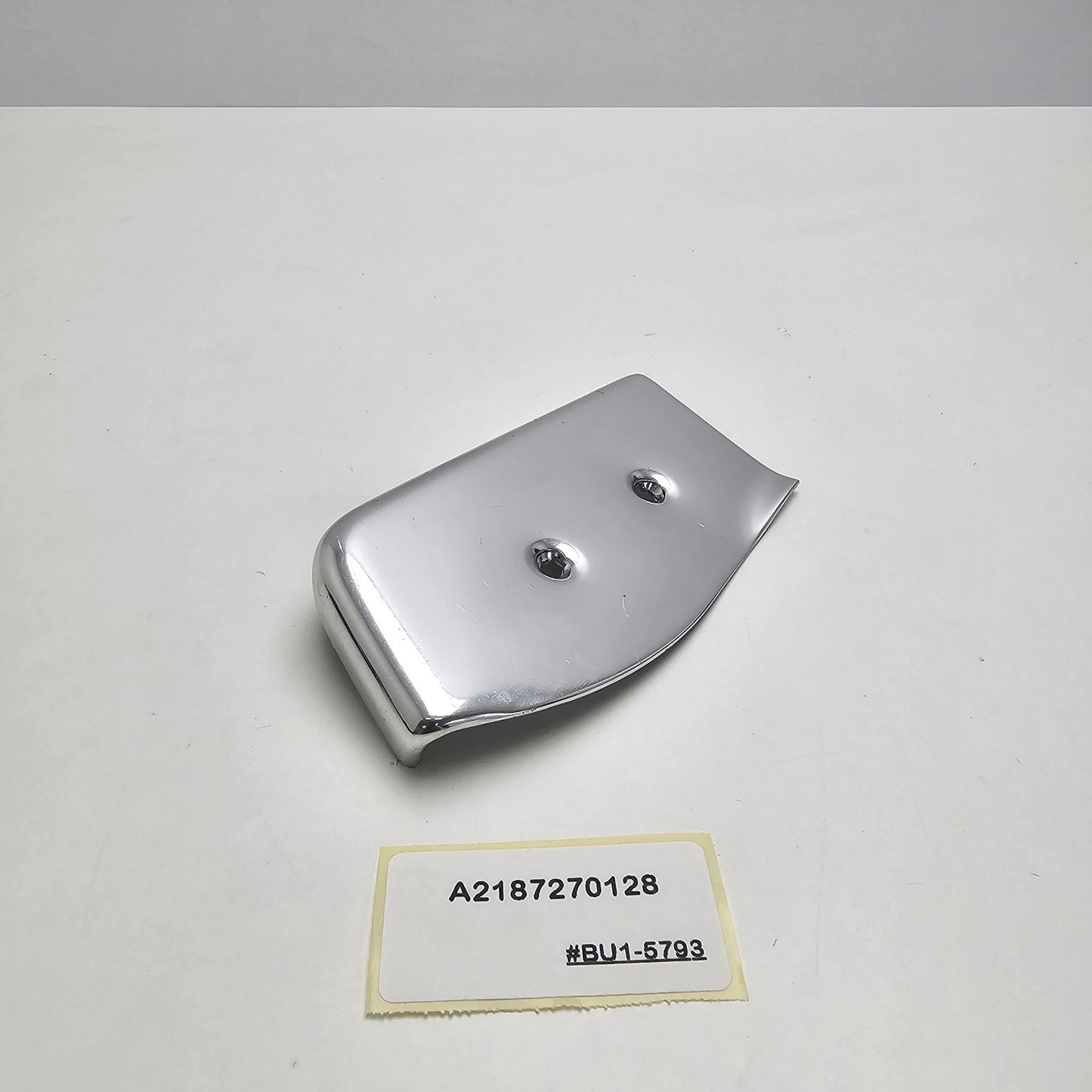 2012-2018 Mercedes-Benz CLS400 Front Left Door Trim Molding A2187270128