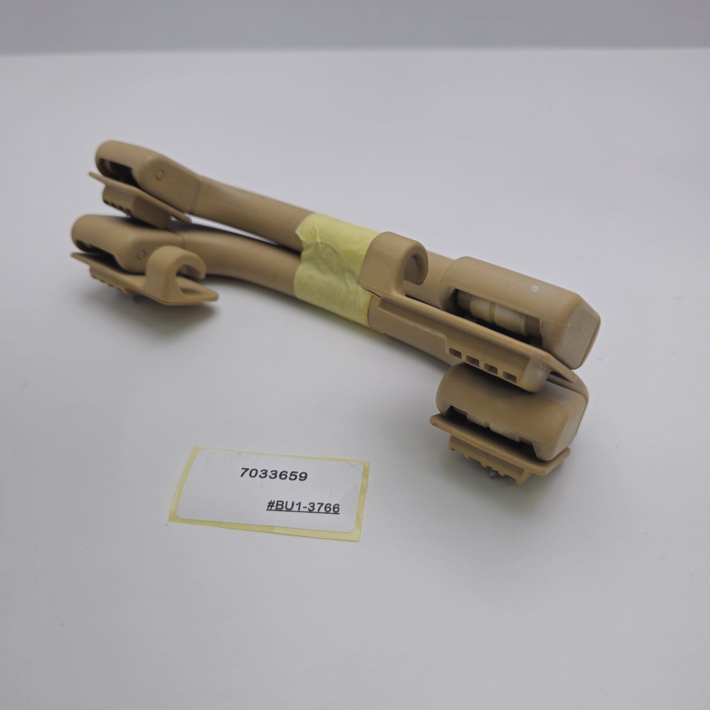 2004-2007 BMW 525i Front Interior Roof Grab Handle 7033659