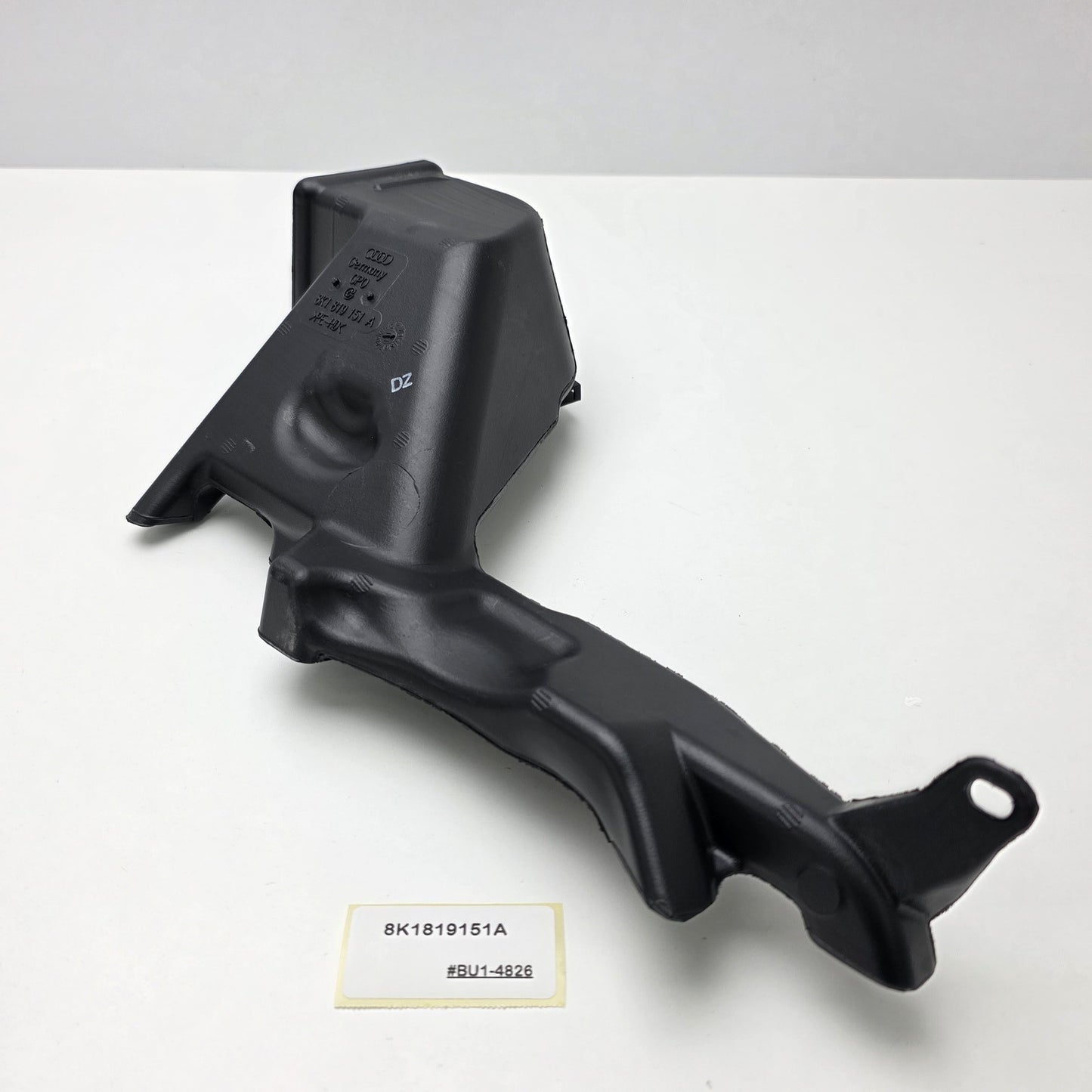 2009-2016 Audi A4 Instrument Panel Air Duct 8K1819151A