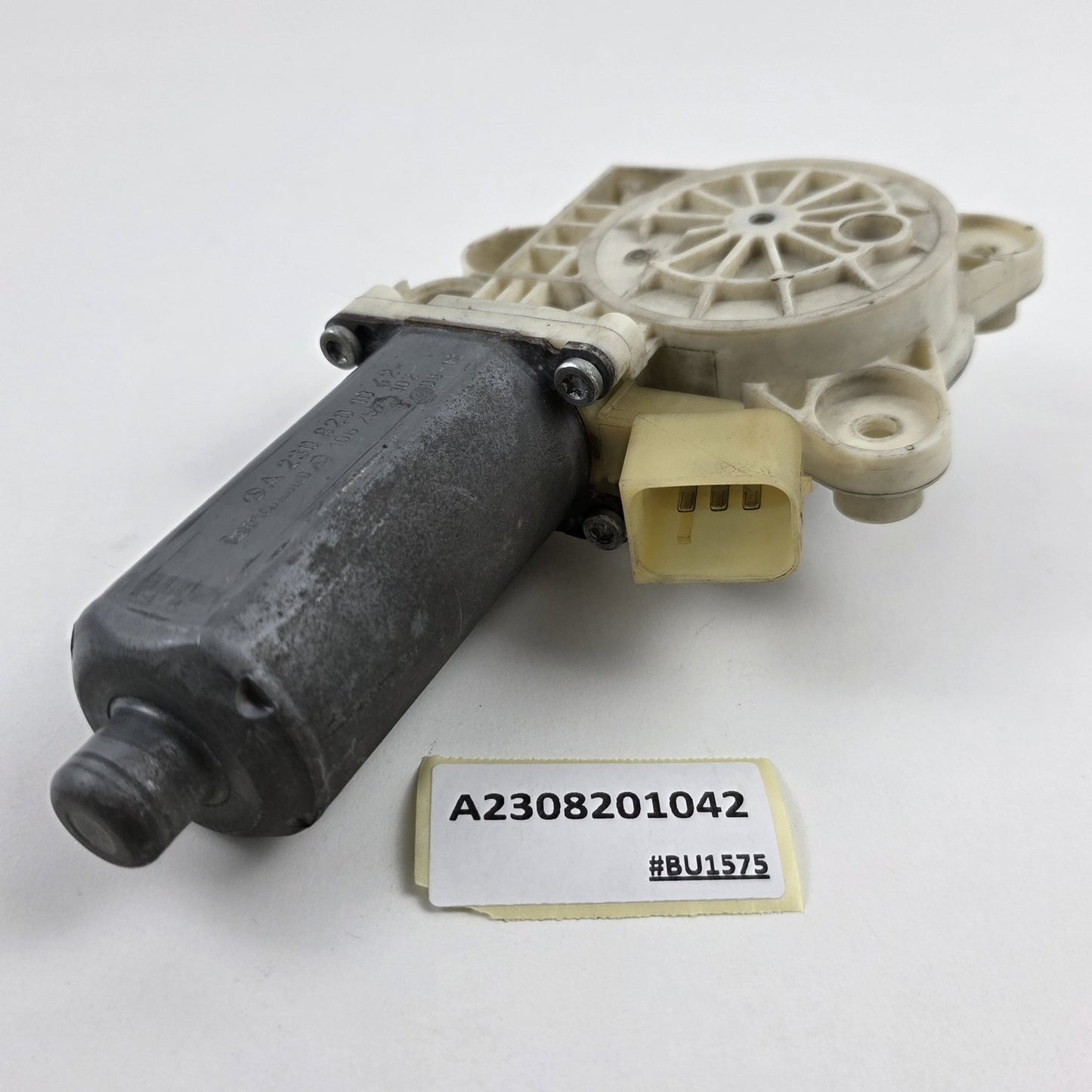 2003-2006 Mercedes-Benz CL Window Regulator Front Right A2308201042
